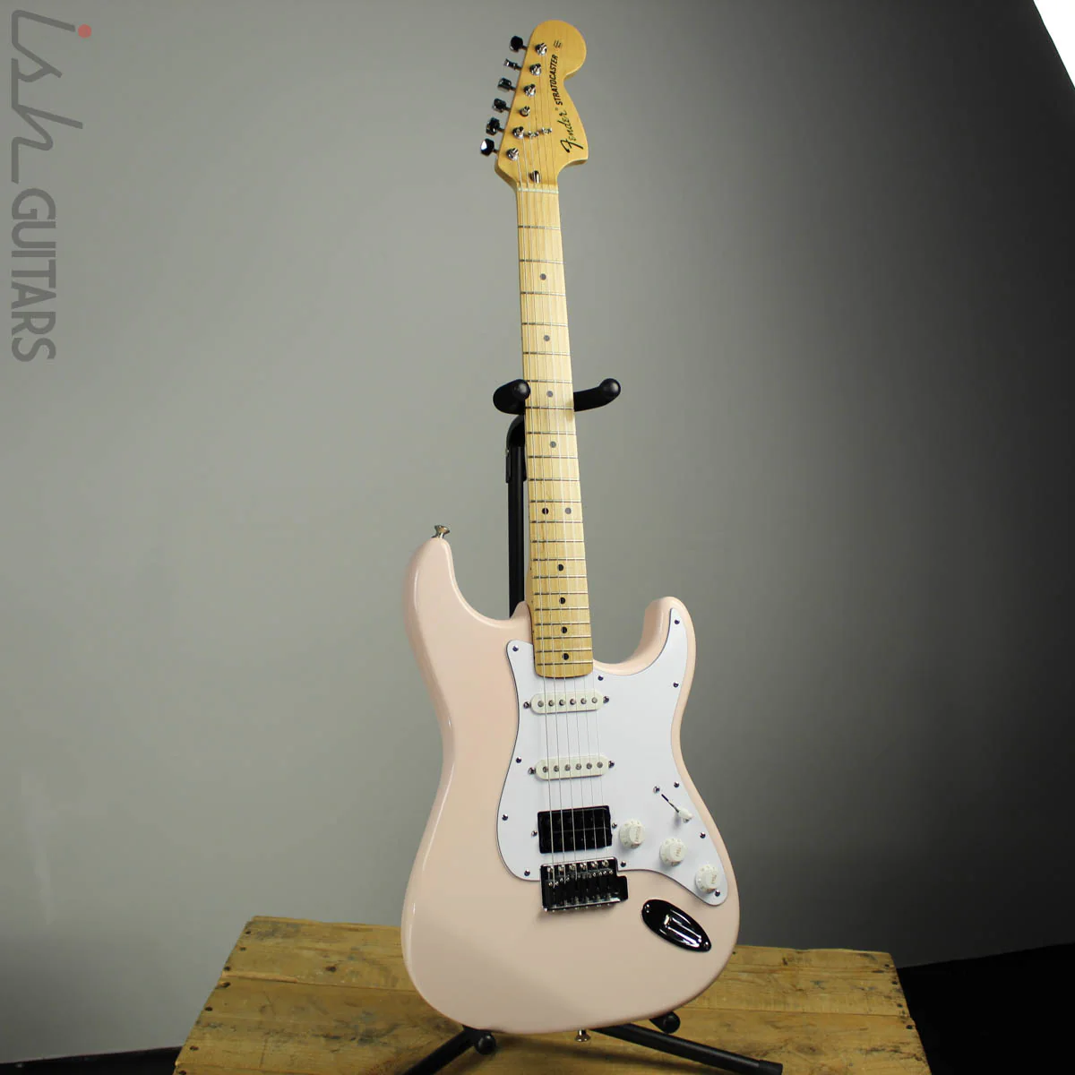 2003 Fender Stratocaster Shell Pink Nitro - Image 2