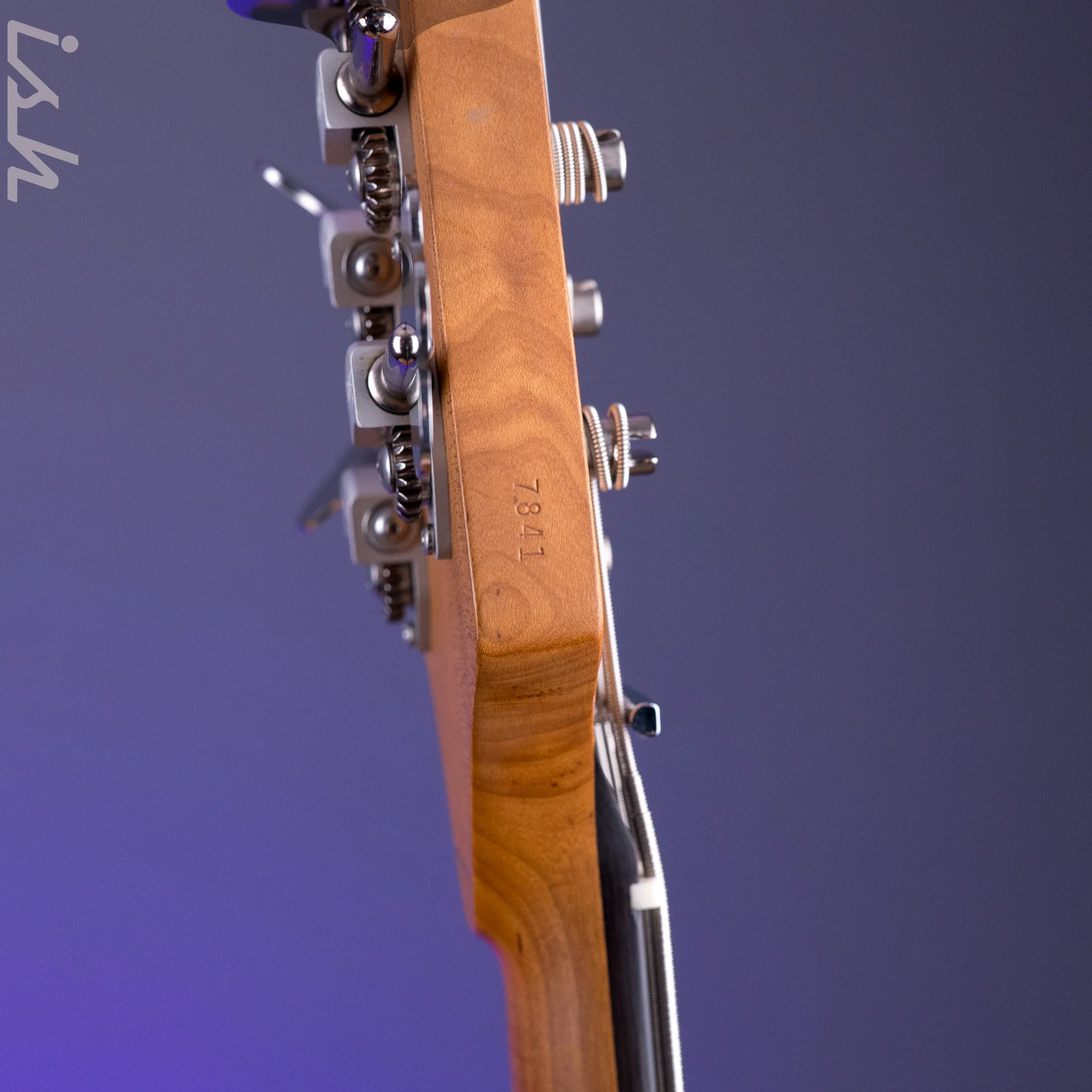 2020-2021 Lakland 55-94 Deluxe 5-String burl maple - Image 13