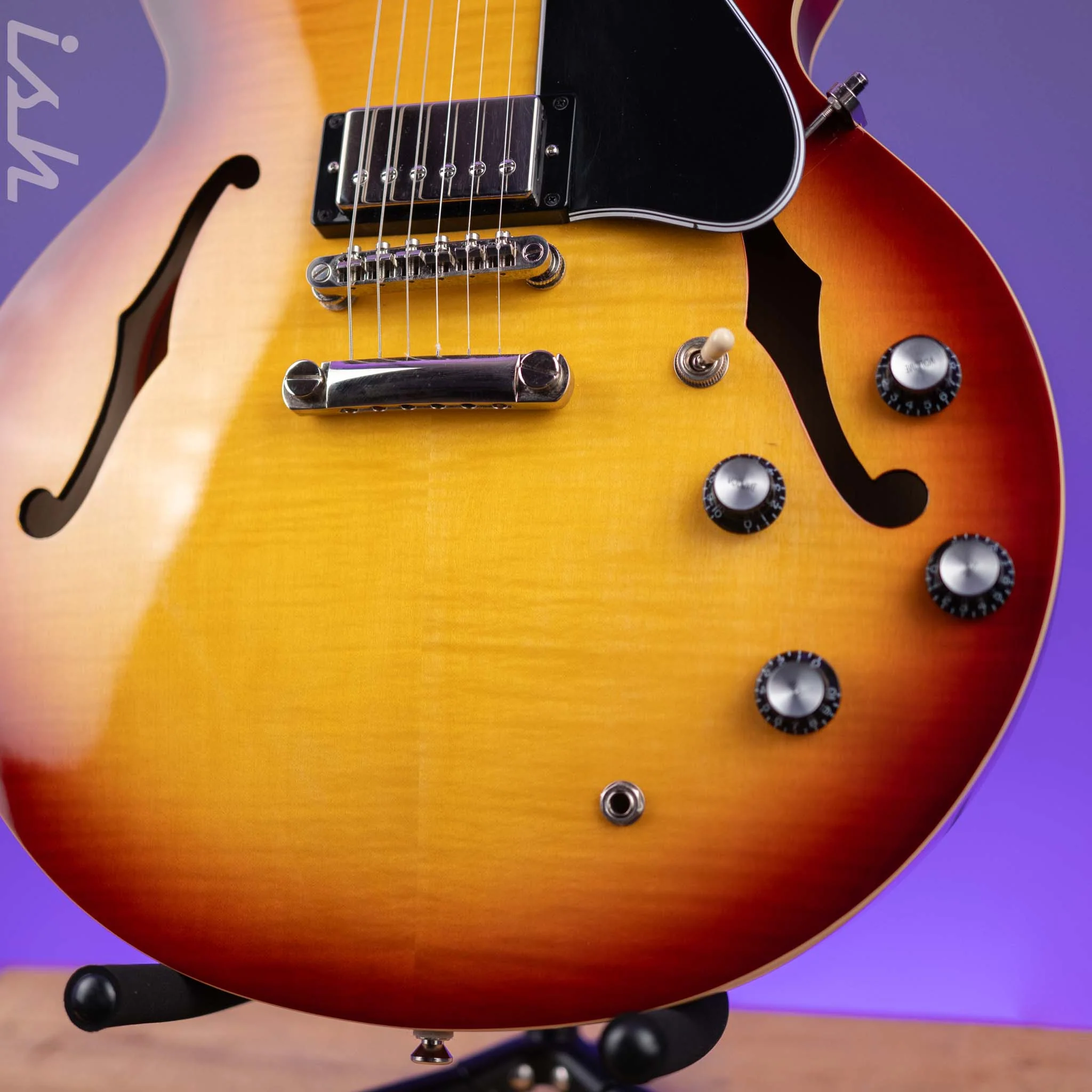 2020 Epiphone ES-335 Figured Semi-Hollow Raspberry Tea Burst - Image 4