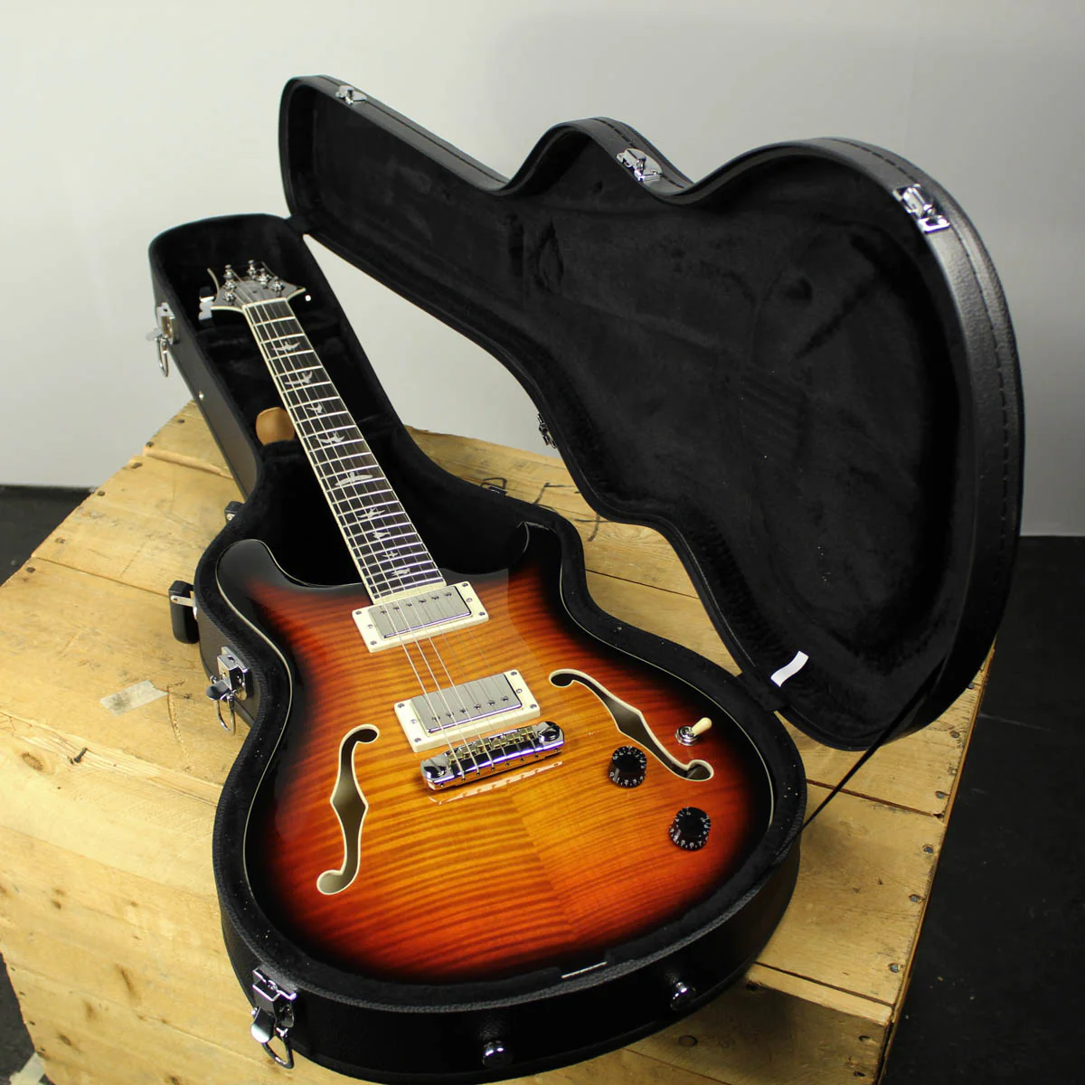 2020 PRS SE Hollowbody II Tricolor Sunburst - Image 10
