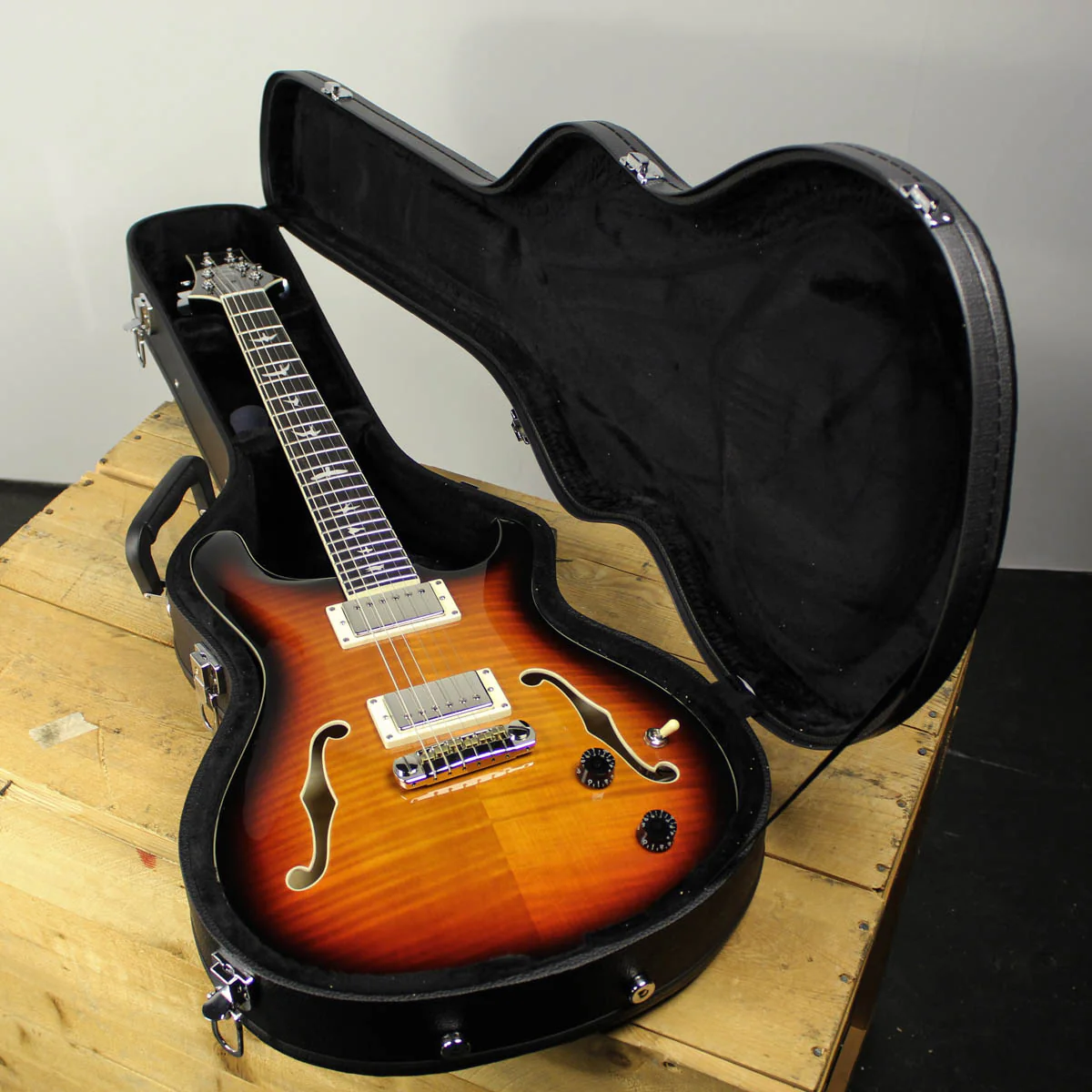 2020 PRS SE Hollowbody II Tricolor Sunburst - Image 10