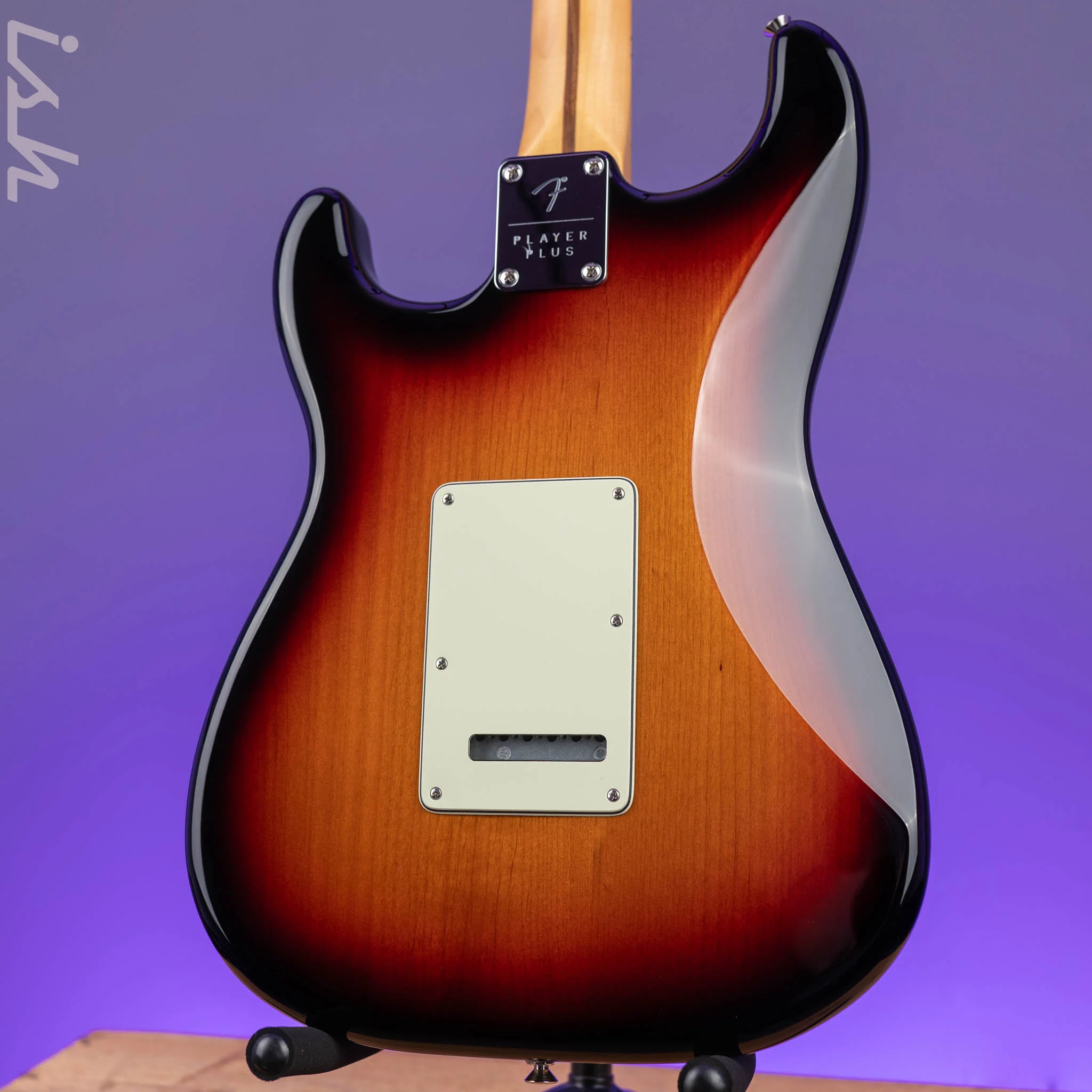 2021 Fender Player Plus Stratocaster Tobacco Sunburst - Image 11