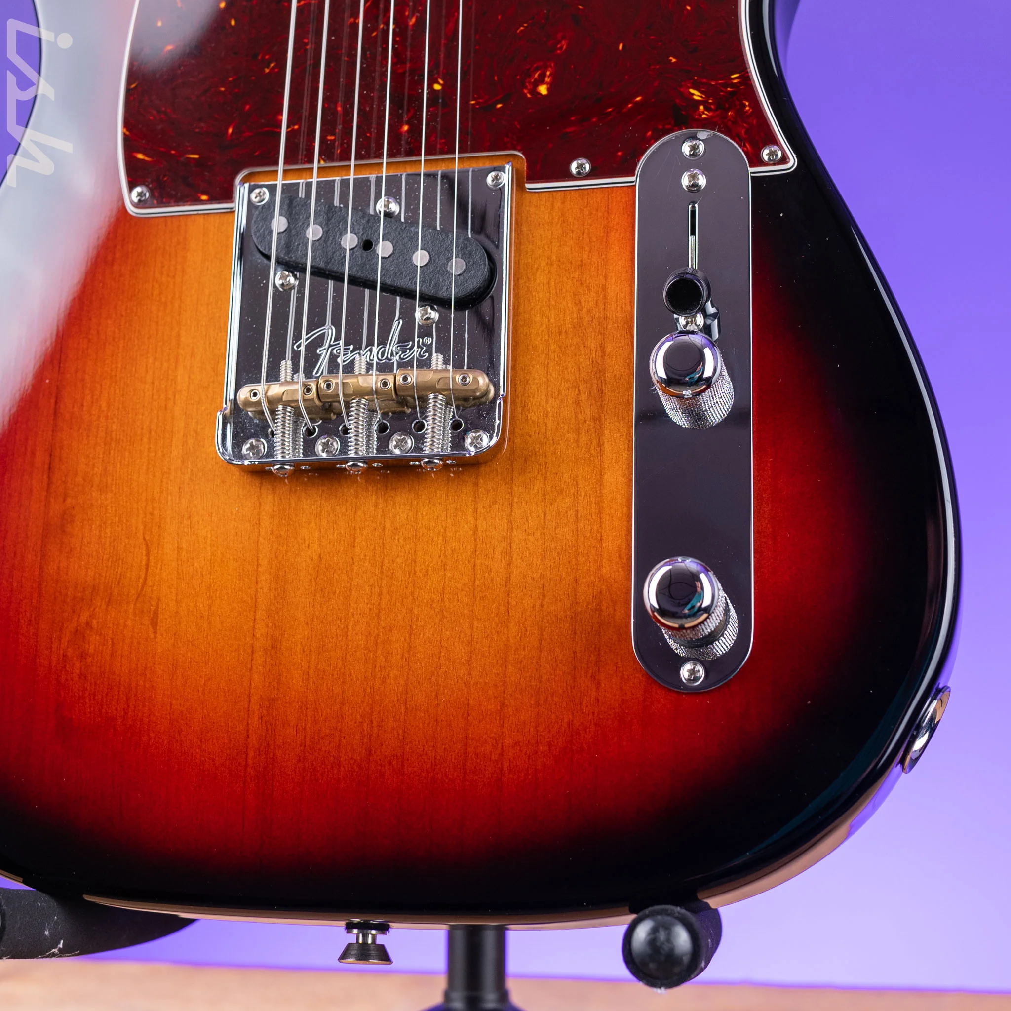 2022 Fender American Pro II Telecaster Sunburst - Image 4