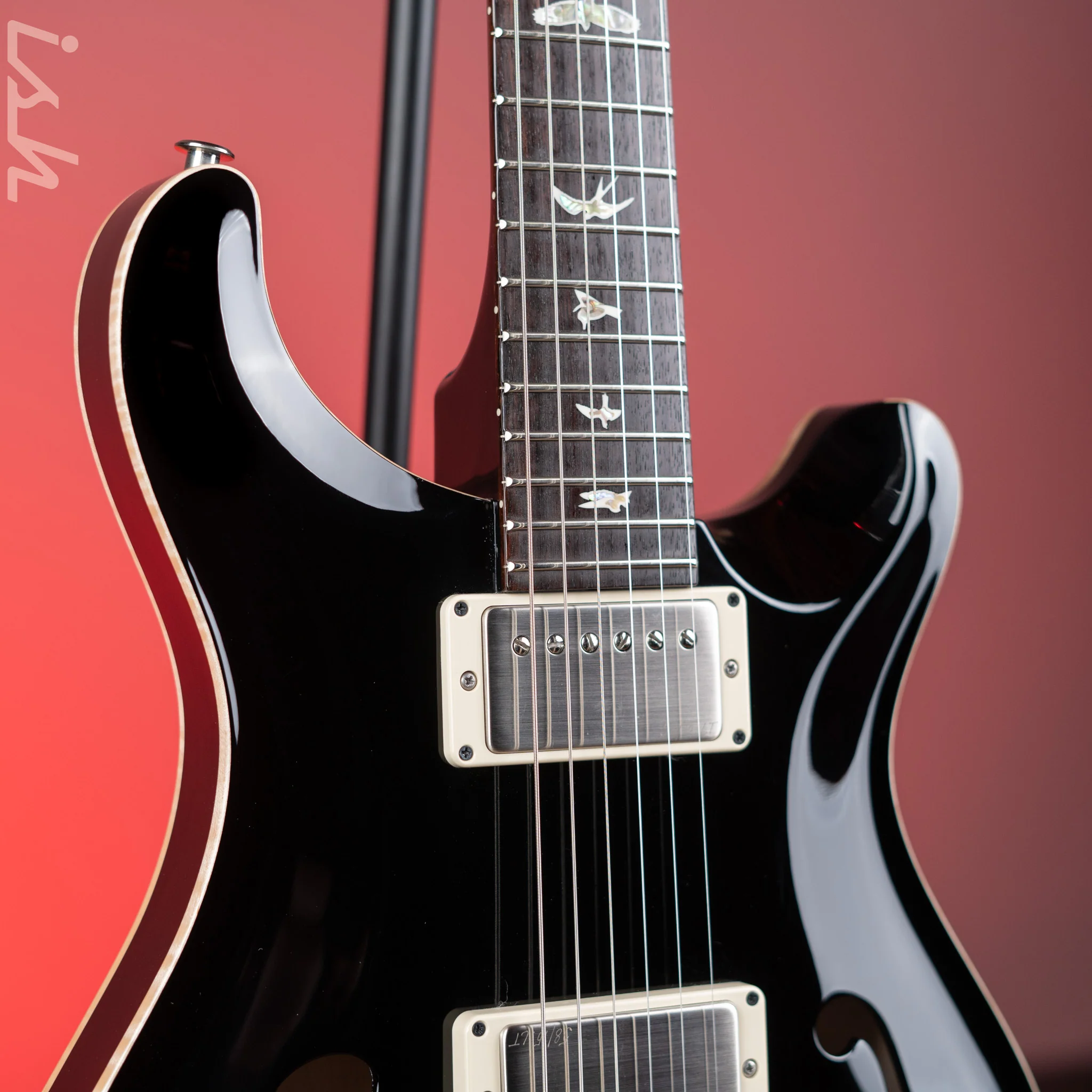 2022 PRS Hollowbody II Piezo Black Gloss W/ Natural Binding - Image 3