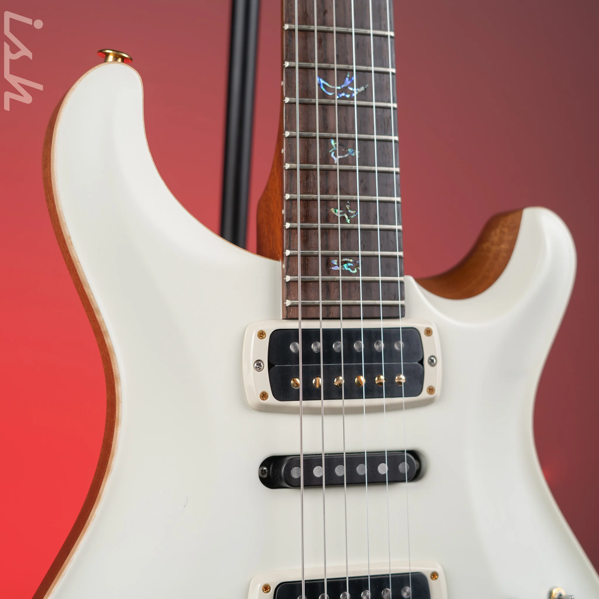 2022 PRS Modern Eagle V White Satin - Image 3