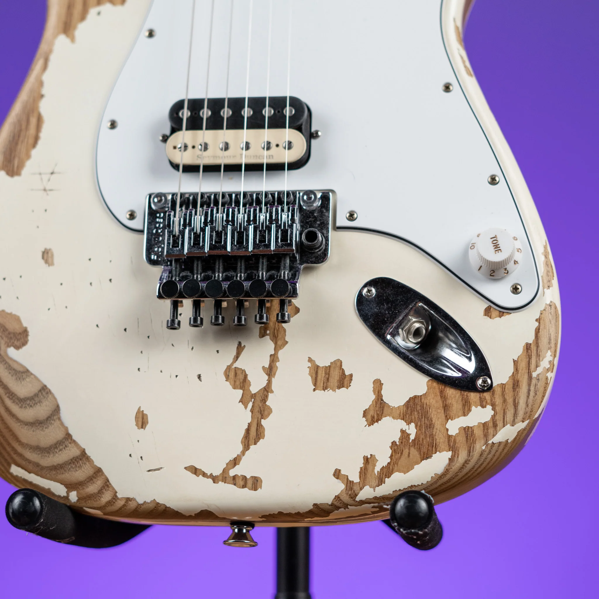 Charvel Henrik Danhage Limited Edition Signature Pro-Mod So-Cal Style 1 Guitar White Relic - Image 4