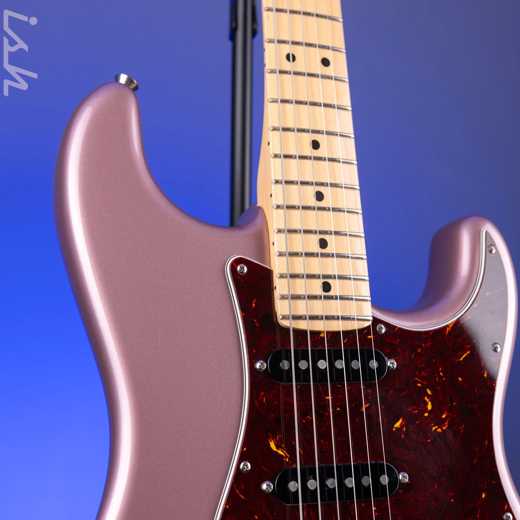 2023 Fender Mod Shop Stratocaster Burgundy Mist Metallic - Image 4
