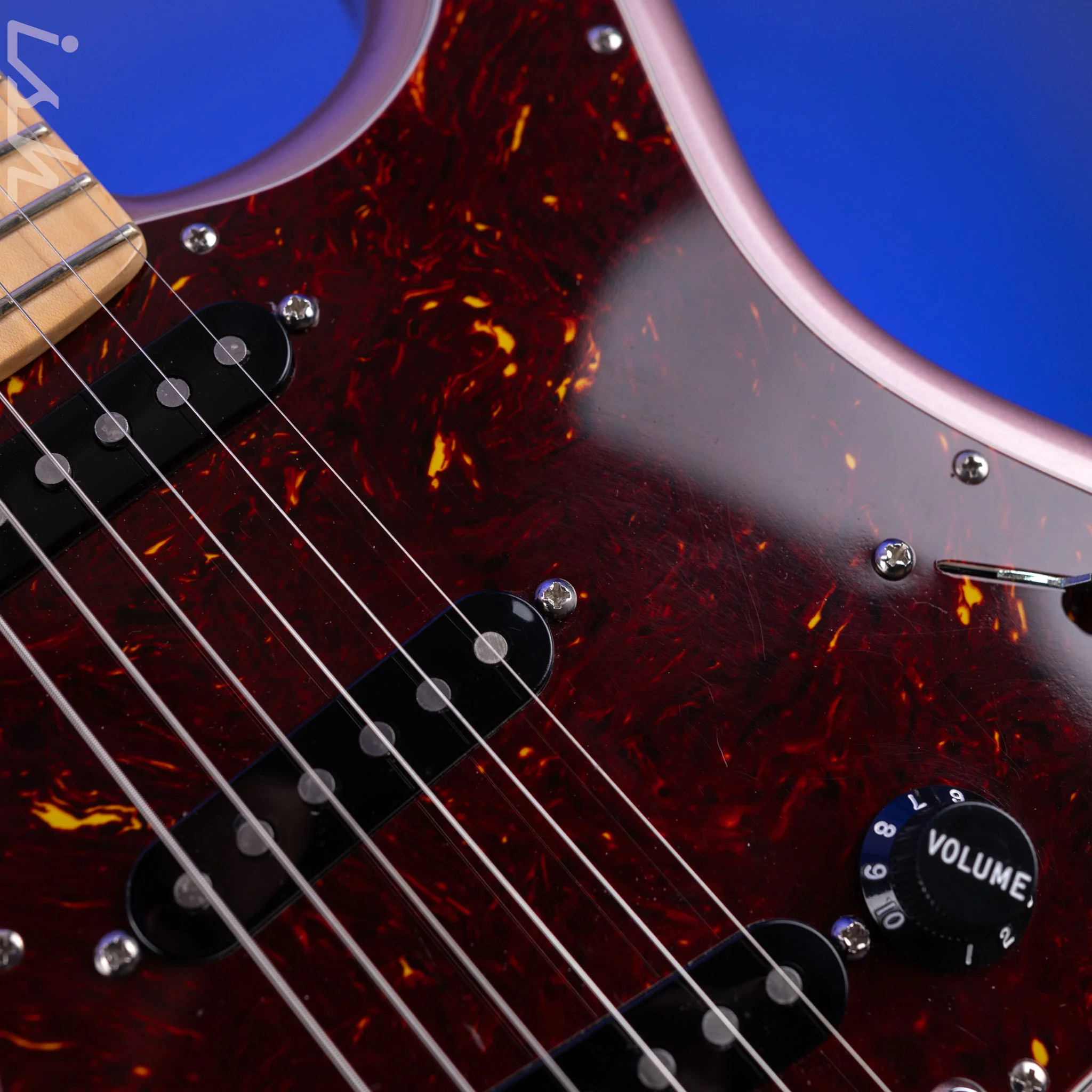 2023 Fender Mod Shop Stratocaster Burgundy Mist Metallic - Image 7