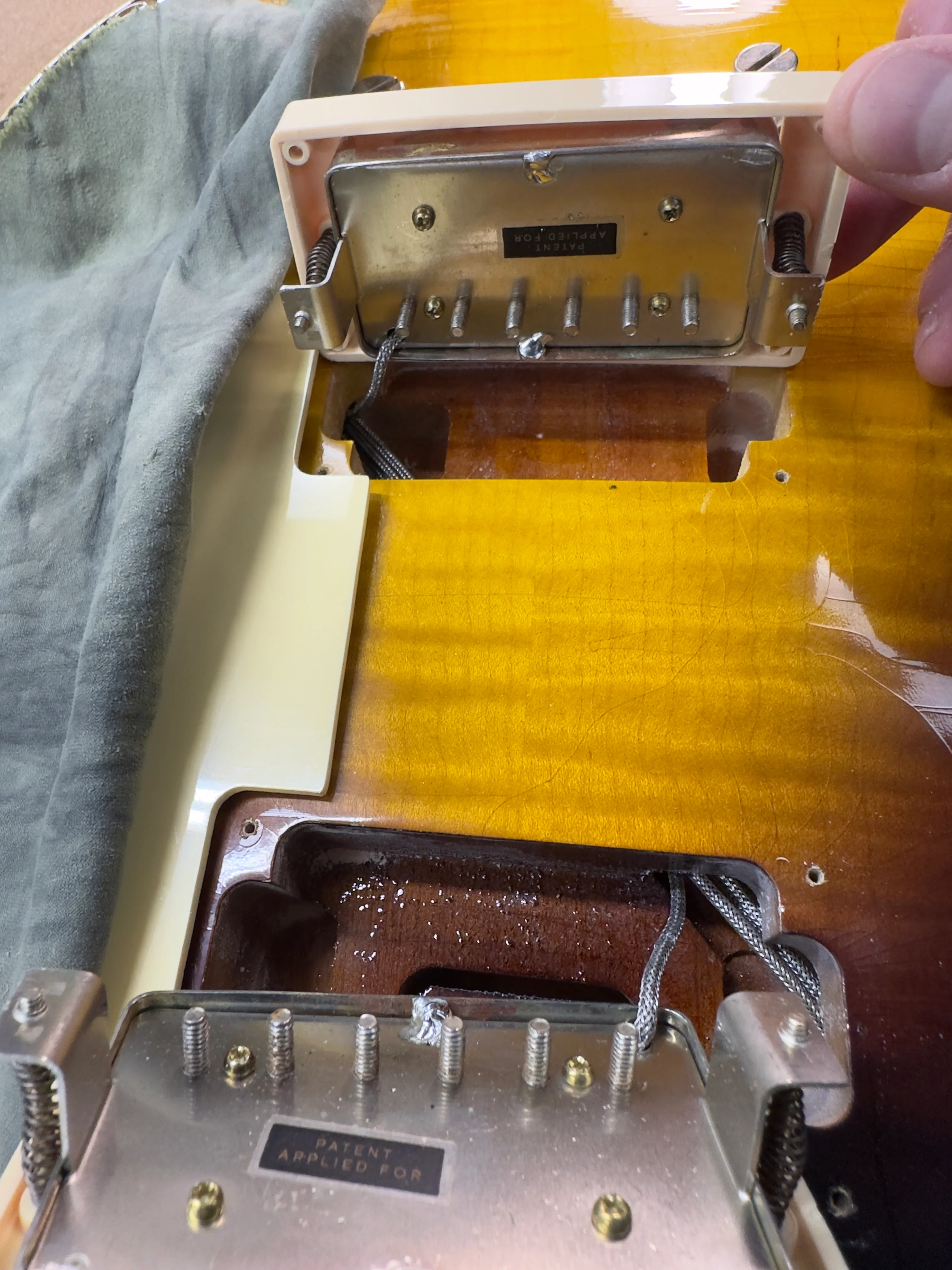 2024 Gibson Murphy Lab Les Paul R9 Ultra Light Aged Kindred Burst - Image 19