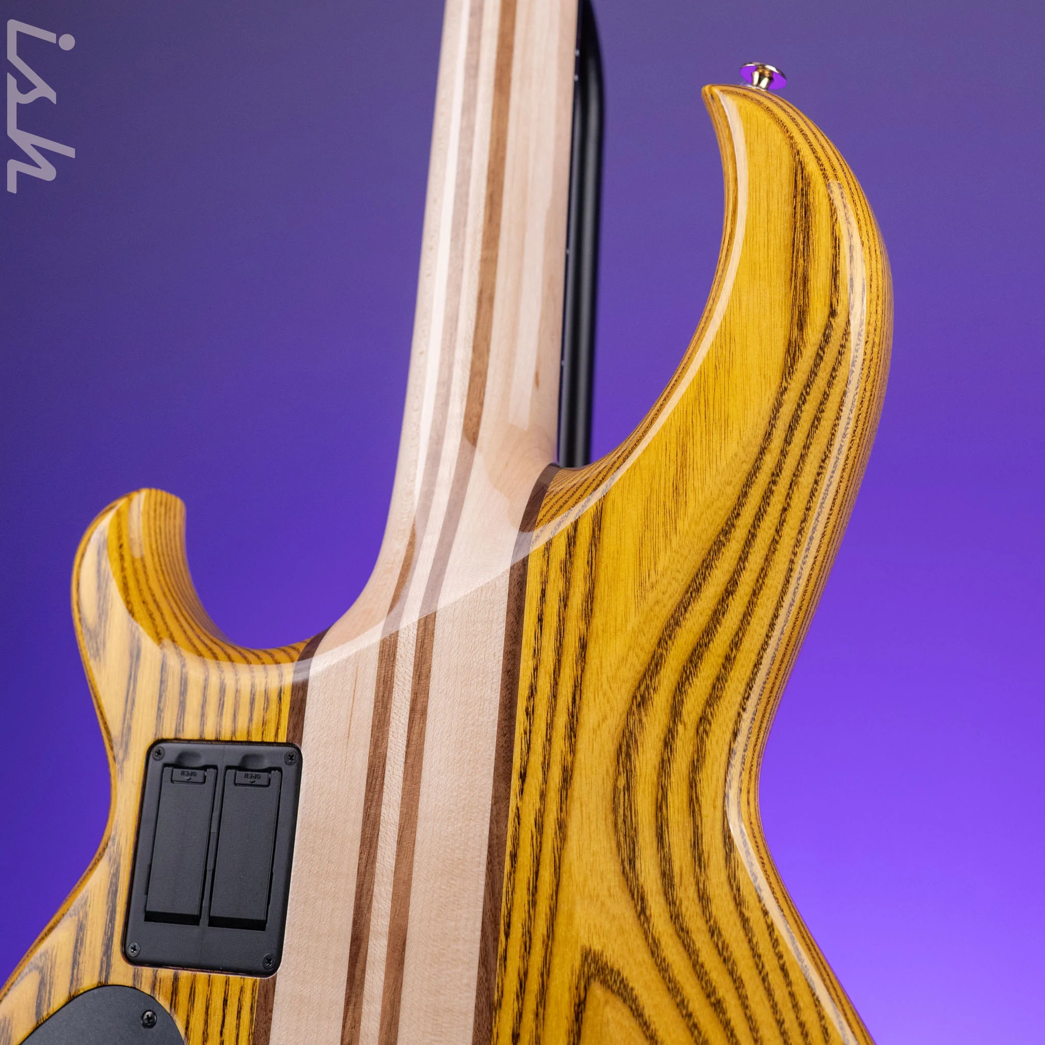 Aria Pro II SB-1000 4-String Bass Natural Oak Demo - Image 8
