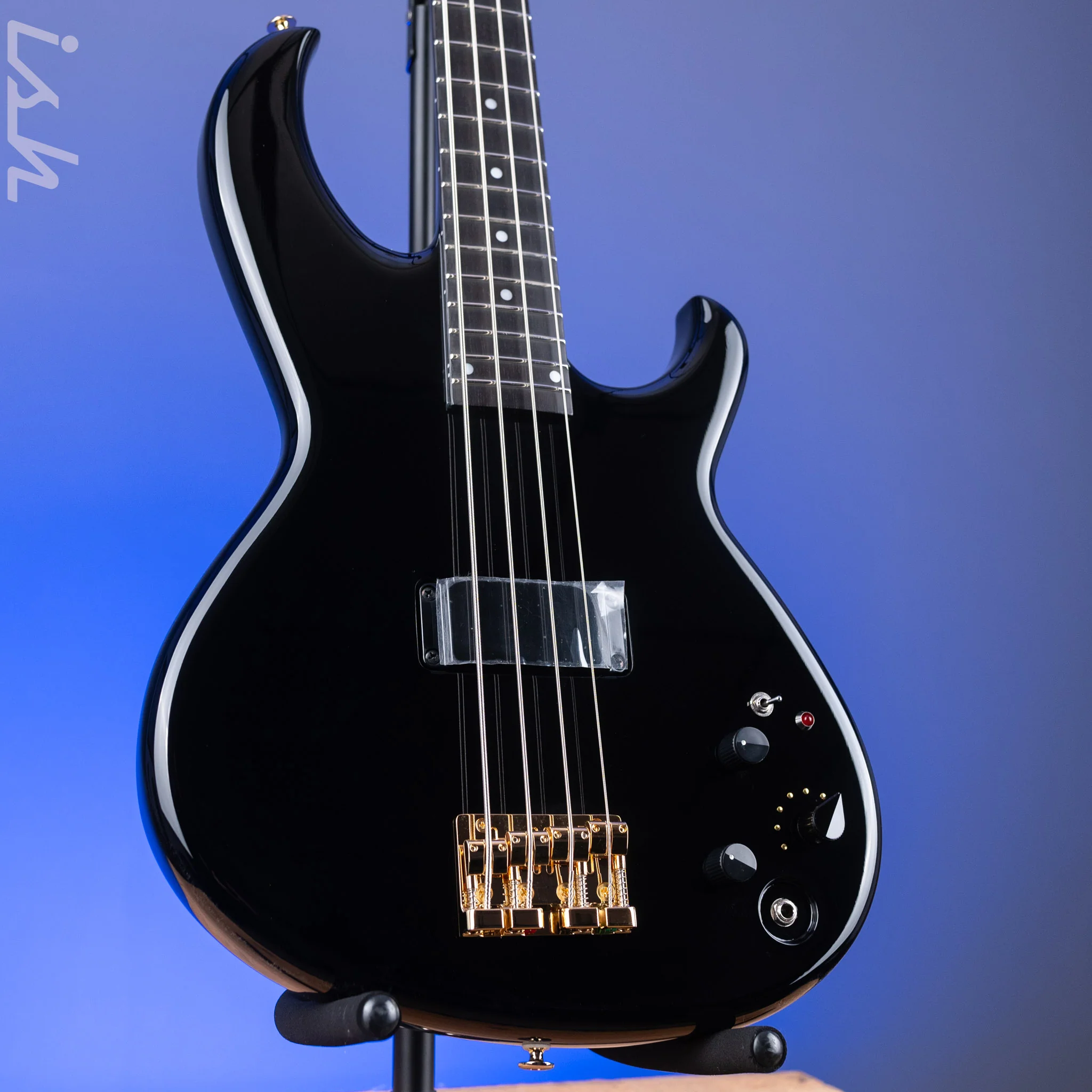 Aria Pro II SB-1000 4-String Bass Solid Black
