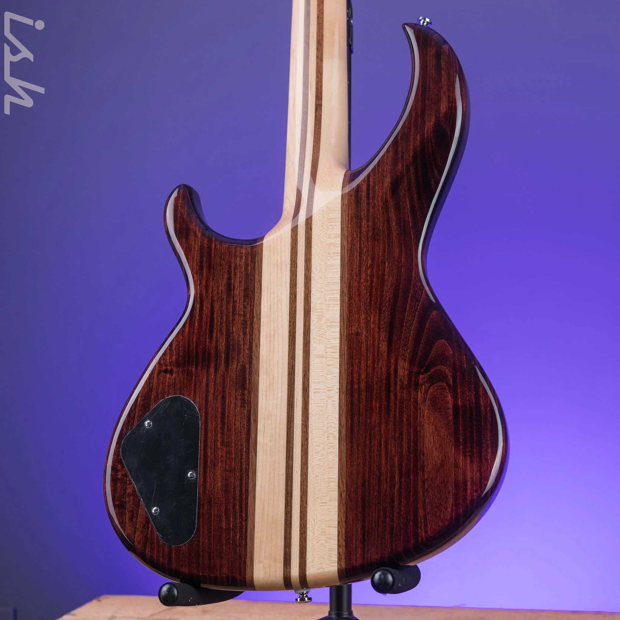 Aria Pro II SB-700 Walnut - Image 7