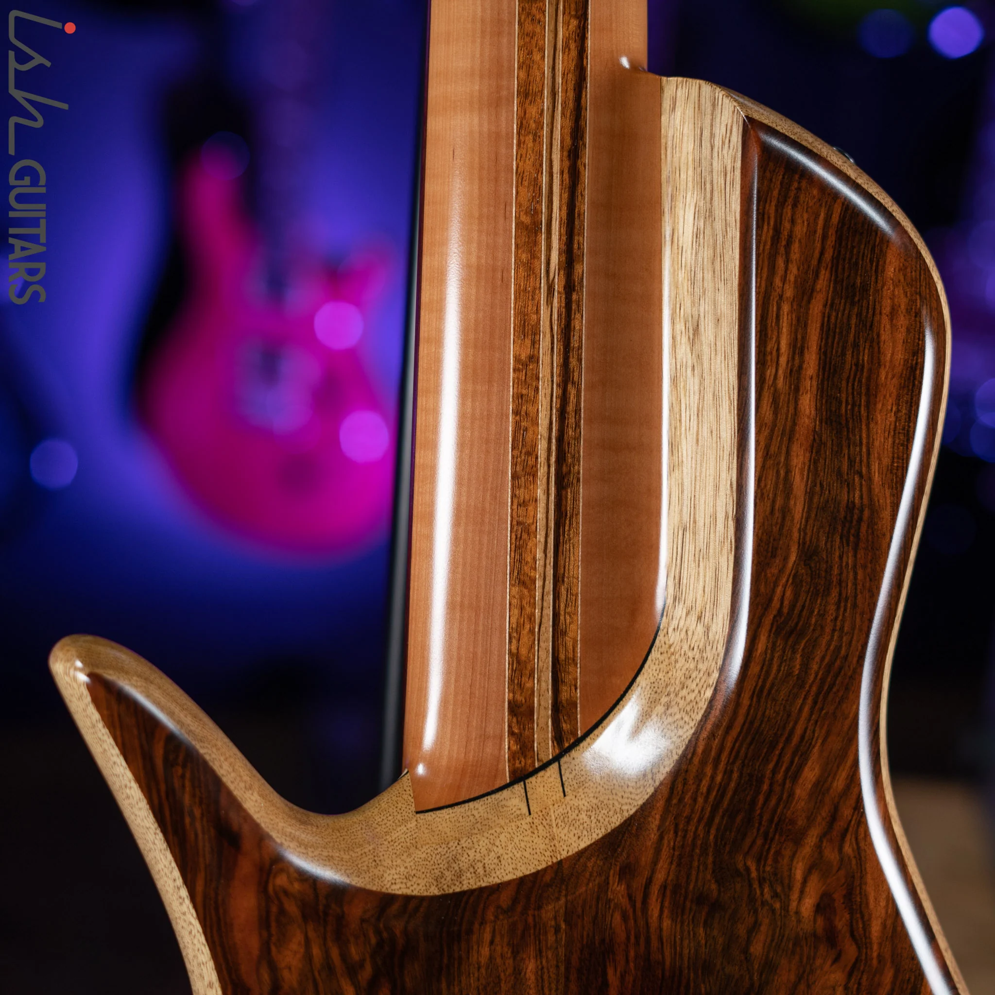 Benavente SCB Hollowbody Fretless 5 String Bass Natural - Image 10