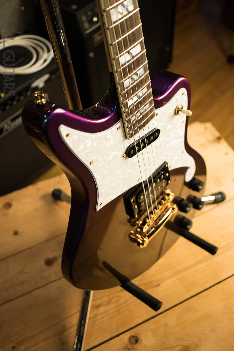 D’Angelico Deluxe Bedford Chameleon Finish - Image 6
