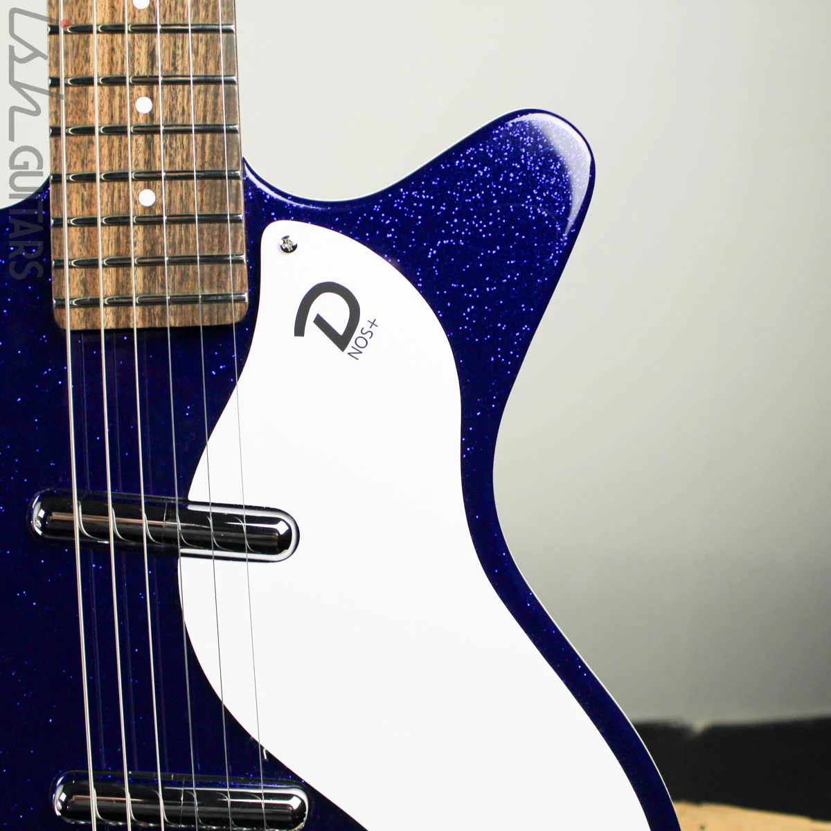 Danelectro 59M NOS+ 60th Anniversary Edition Blue Metalflake - Image 5