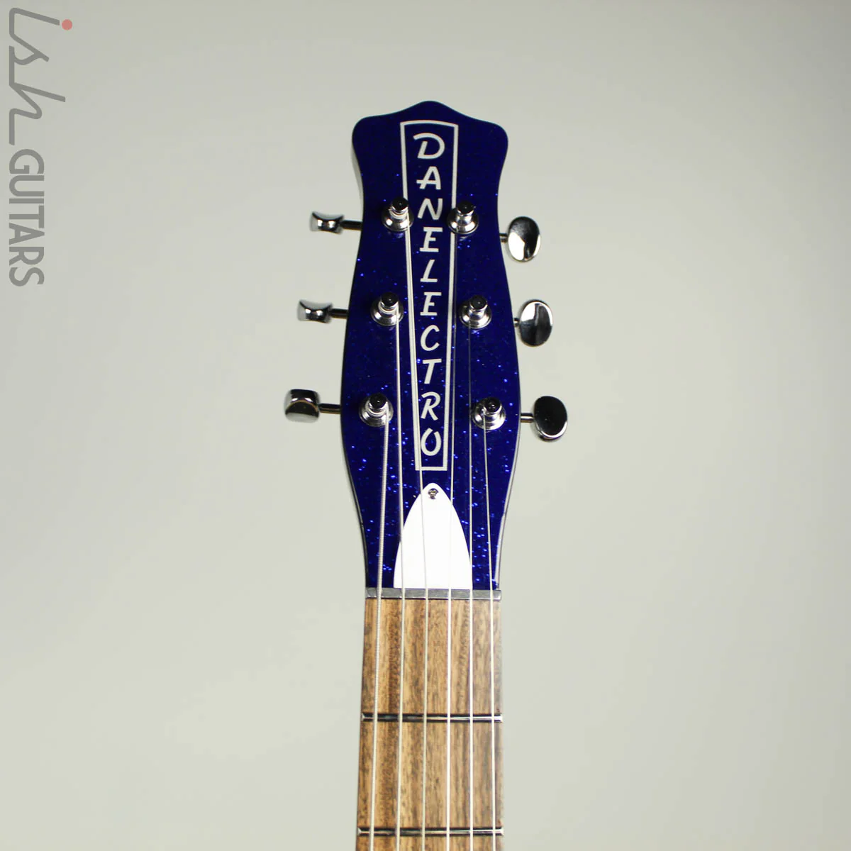 Danelectro 59M NOS+ 60th Anniversary Edition Blue Metalflake - Image 8