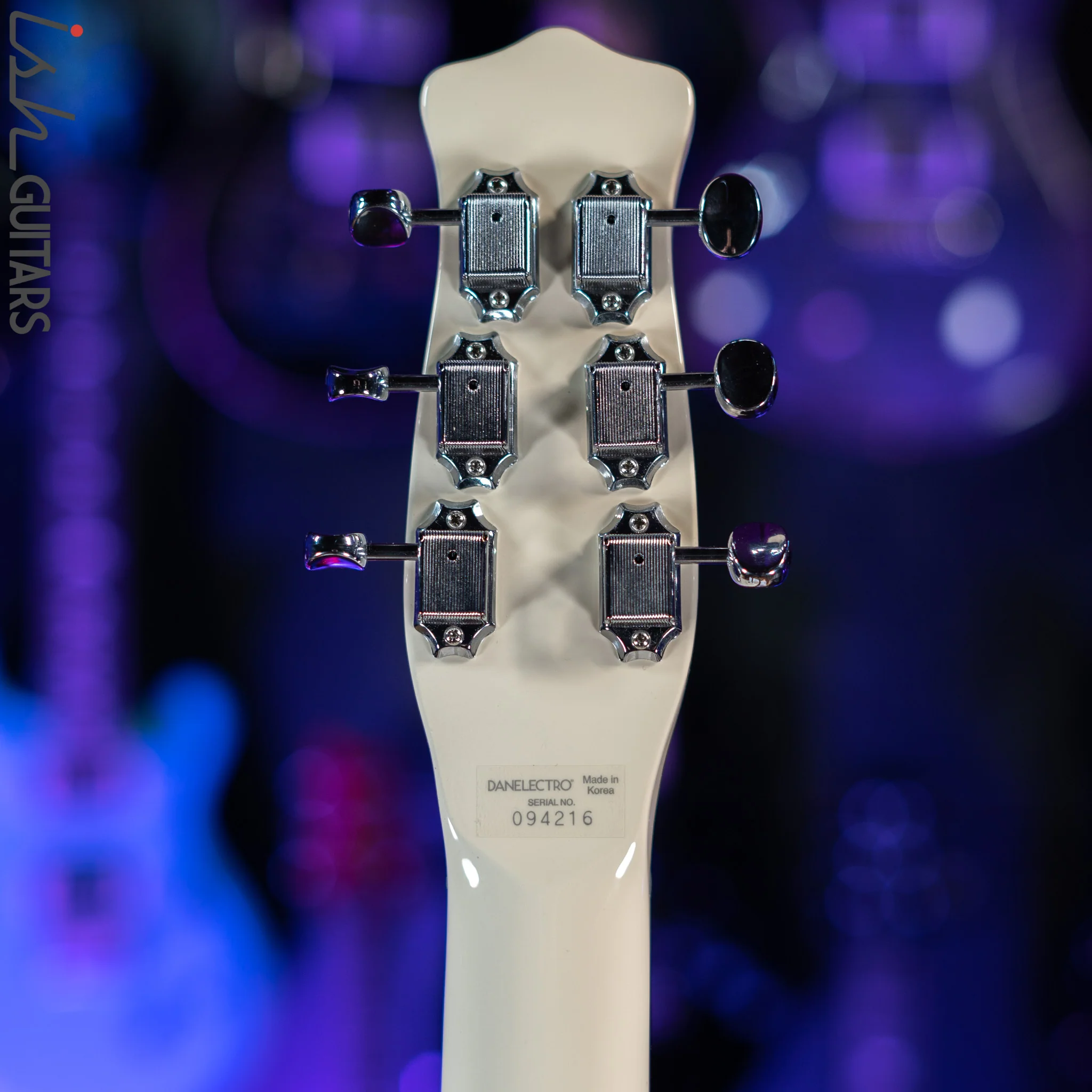 Danelectro '59XT Electric Guitar Vintage Cream Demo - Image 10