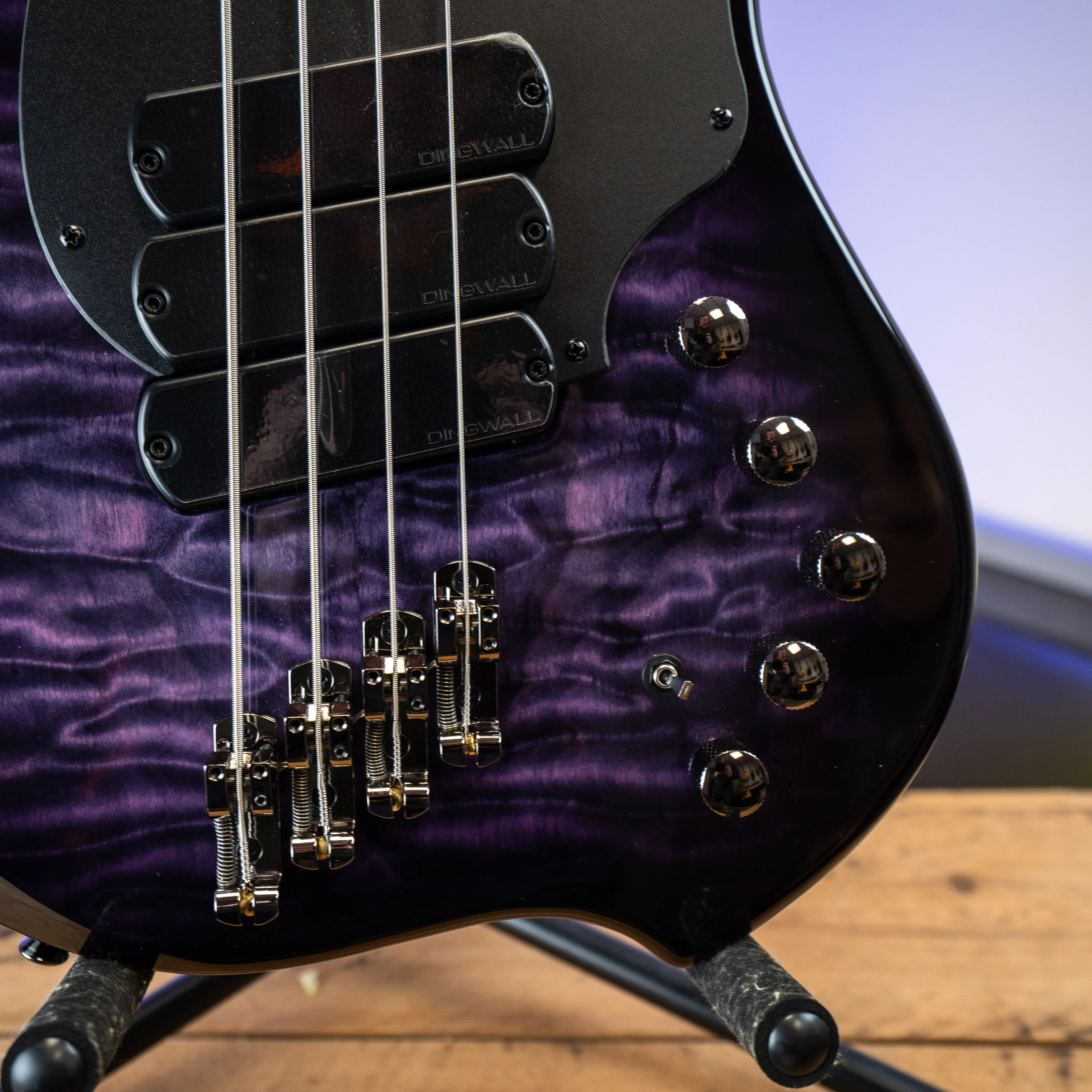 Dingwall 10th Anniversary Combustion 4-String 3 PUP Amethystburst Pau Ferro Fretboard - Image 4