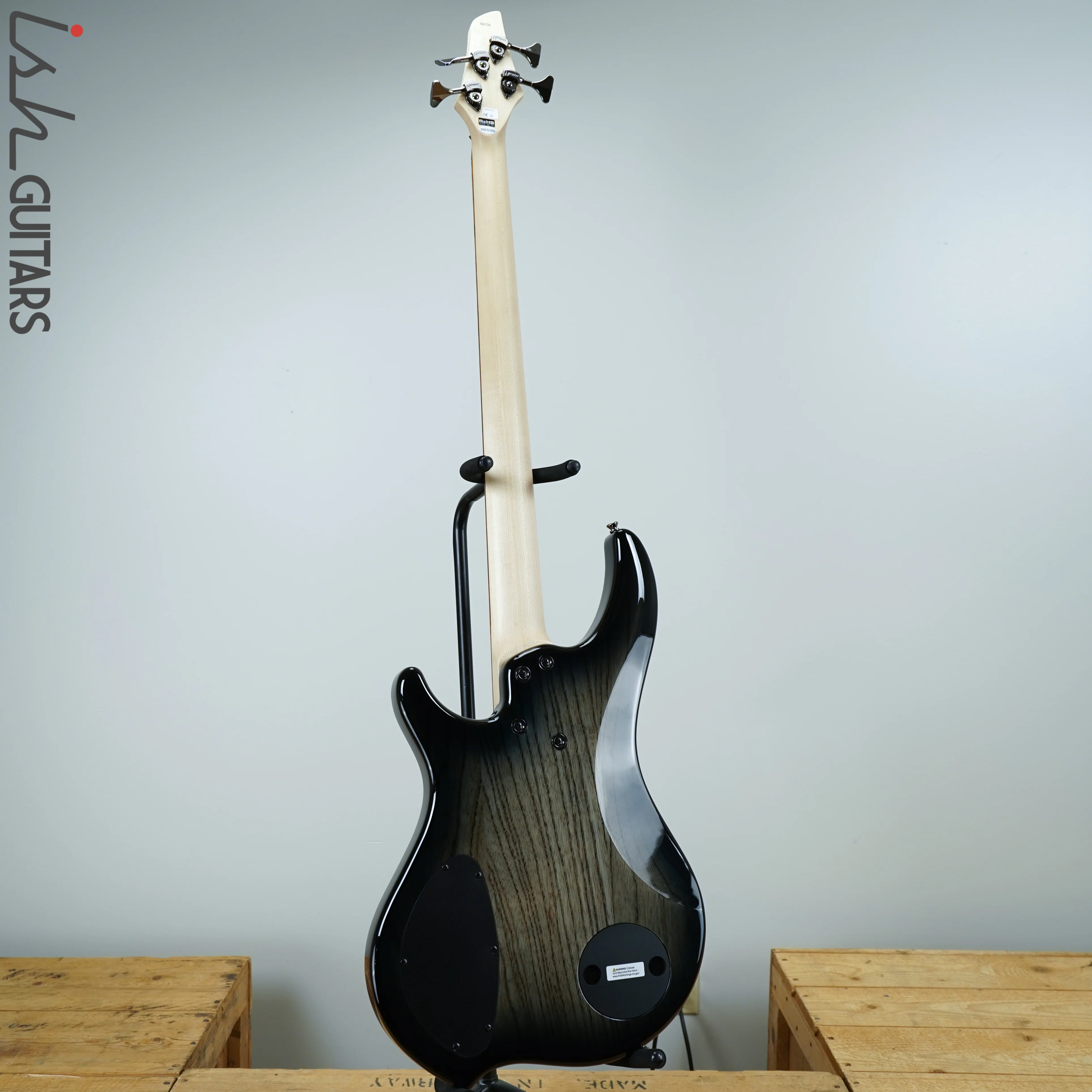 Dingwall Combustion 4 String 3 Pickup 2 Tone Blackburst Pau Ferro - Image 7
