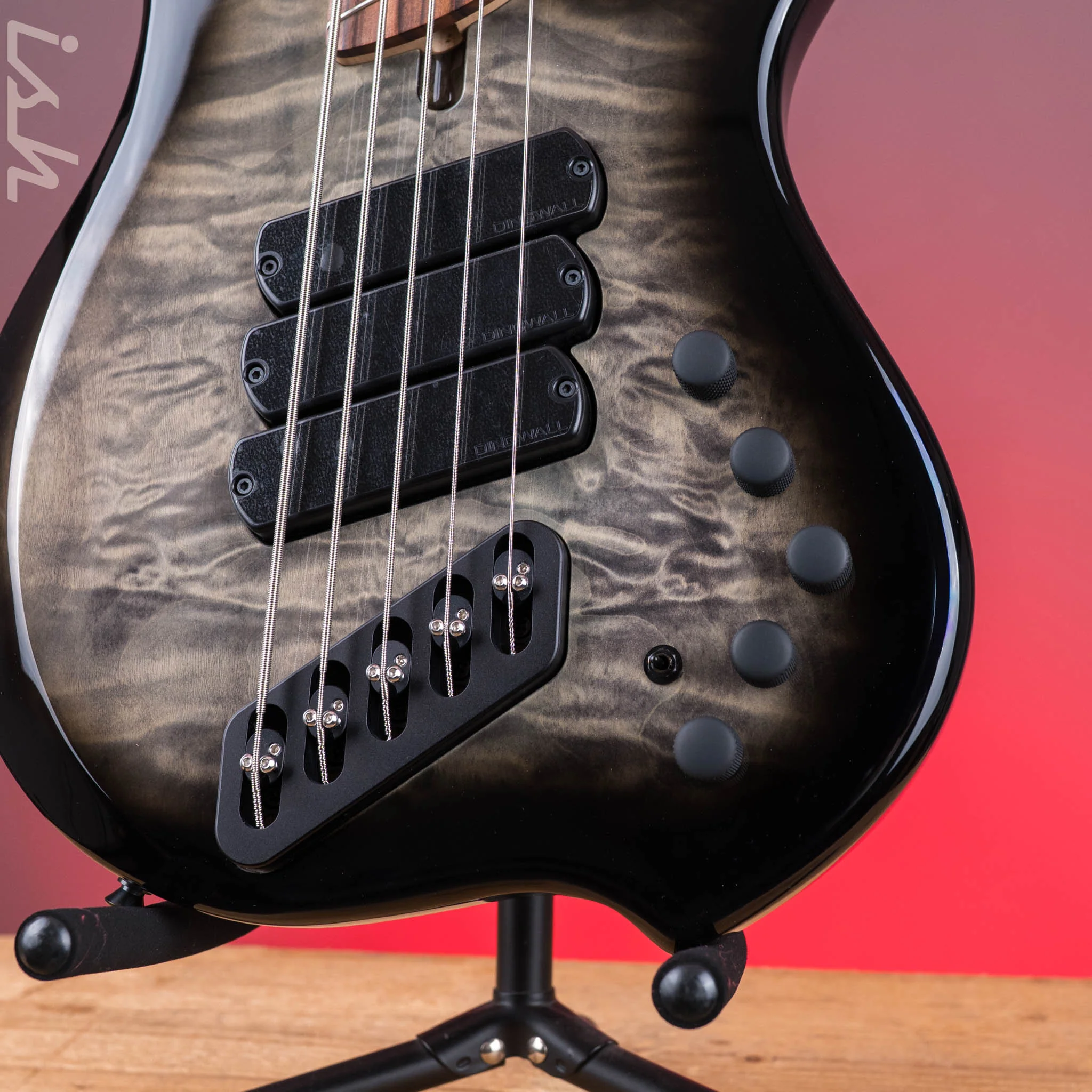 Dingwall Combustion 5-String Bass 2-Tone Blackburst Pau Ferro Fretboard - Image 5