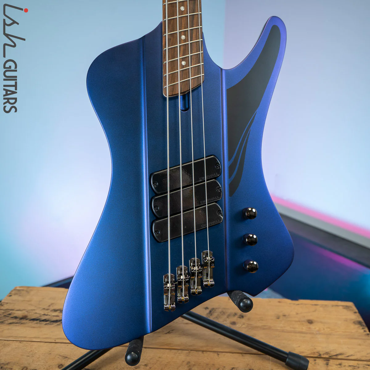 Dingwall D-ROC 4-String Standard Matte Blue to Purple Colorshift