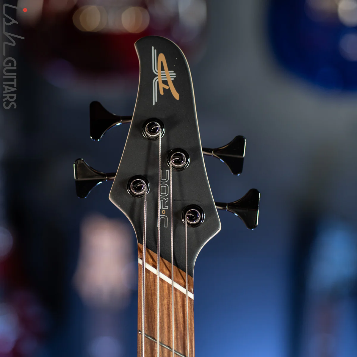 Dingwall D-Roc Standard 4-String Matte Blue to Purple Colorshift - Image 6