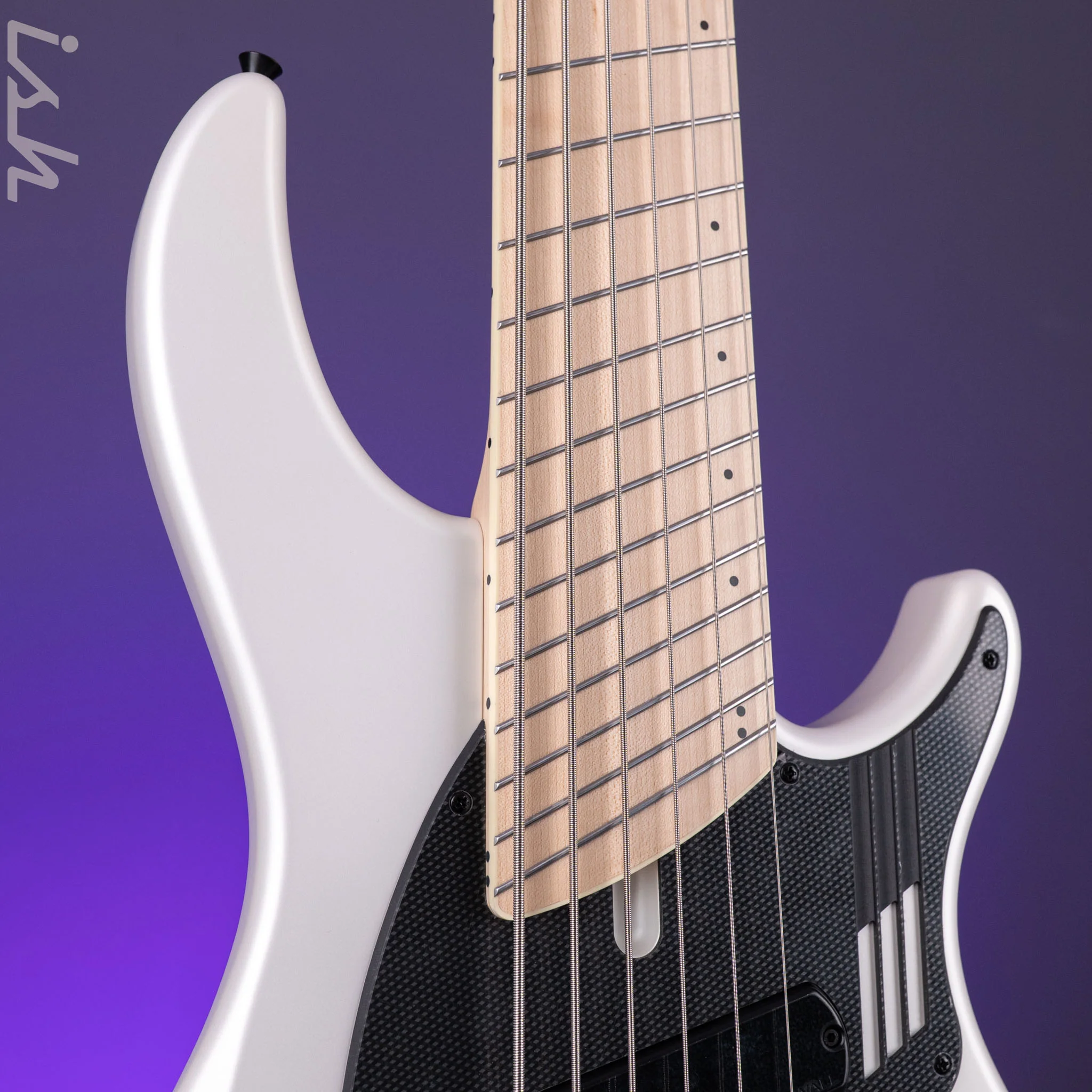 Dingwall NG-3 6-String Bass Matte Ducati Pearl White - Image 4