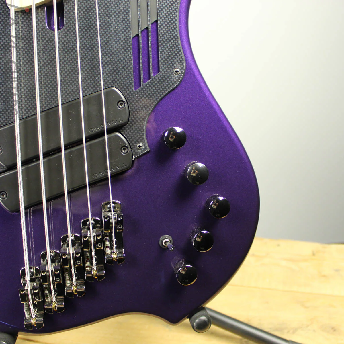 Dingwall NG2 5-String Purple Metallic 13% Klarna - Image 4
