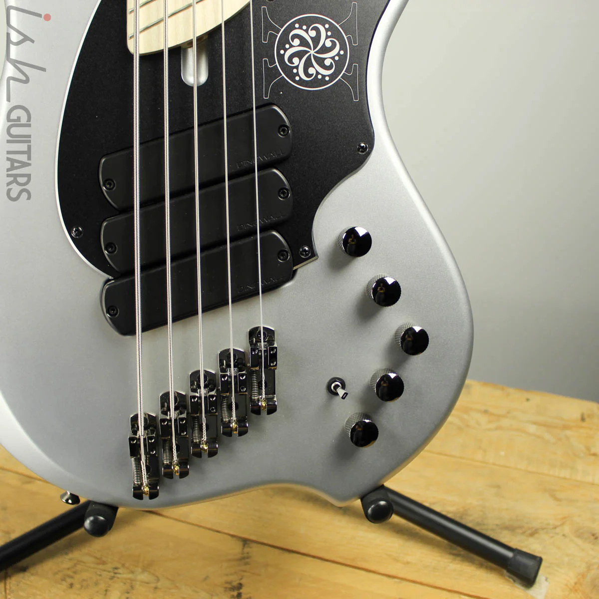 Dingwall NG3 Darkglass 10th Anniversary Limited Edition B-STOCK - Image 3