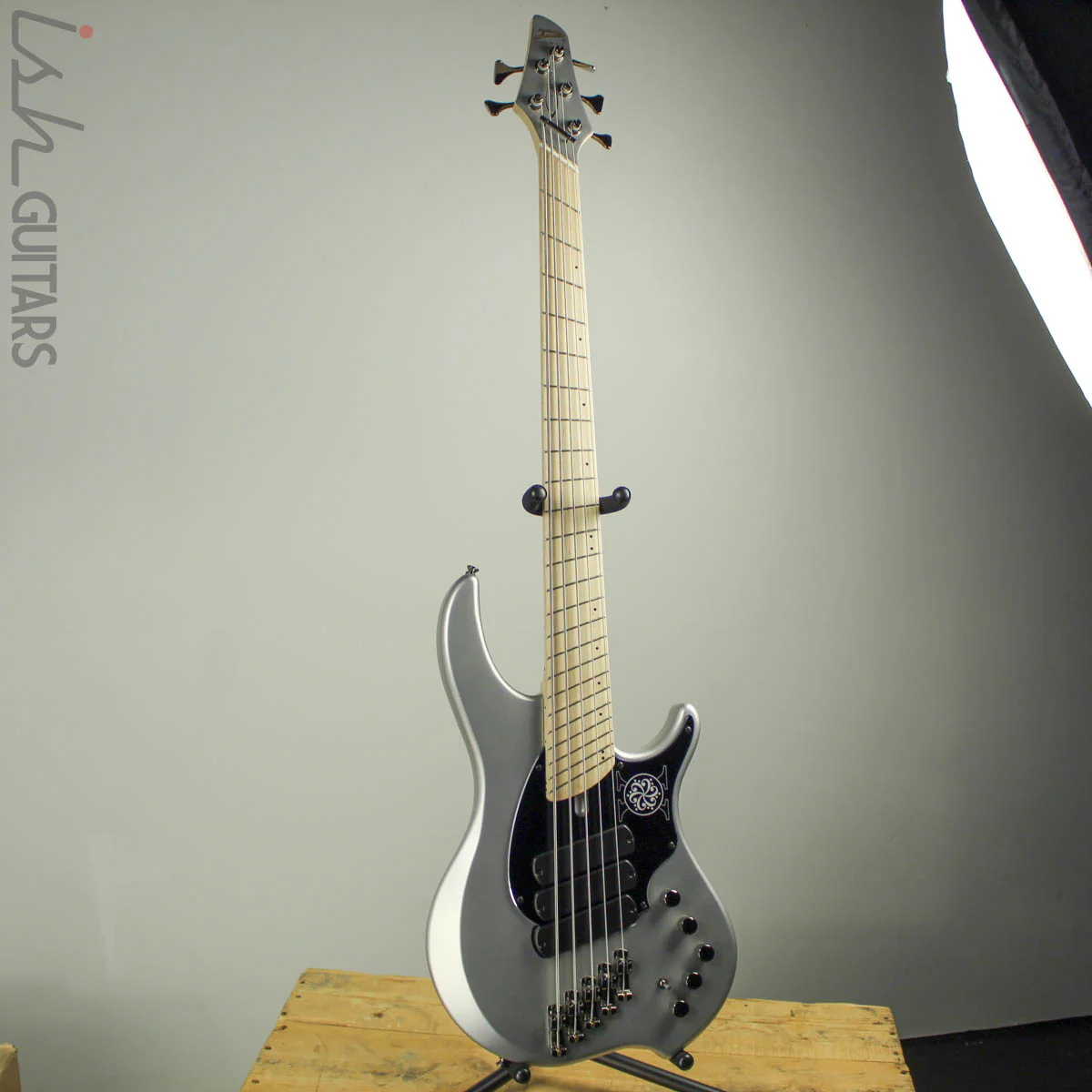 Dingwall NG3 Darkglass 10th Anniversary Limited Edition B-STOCK - Image 2