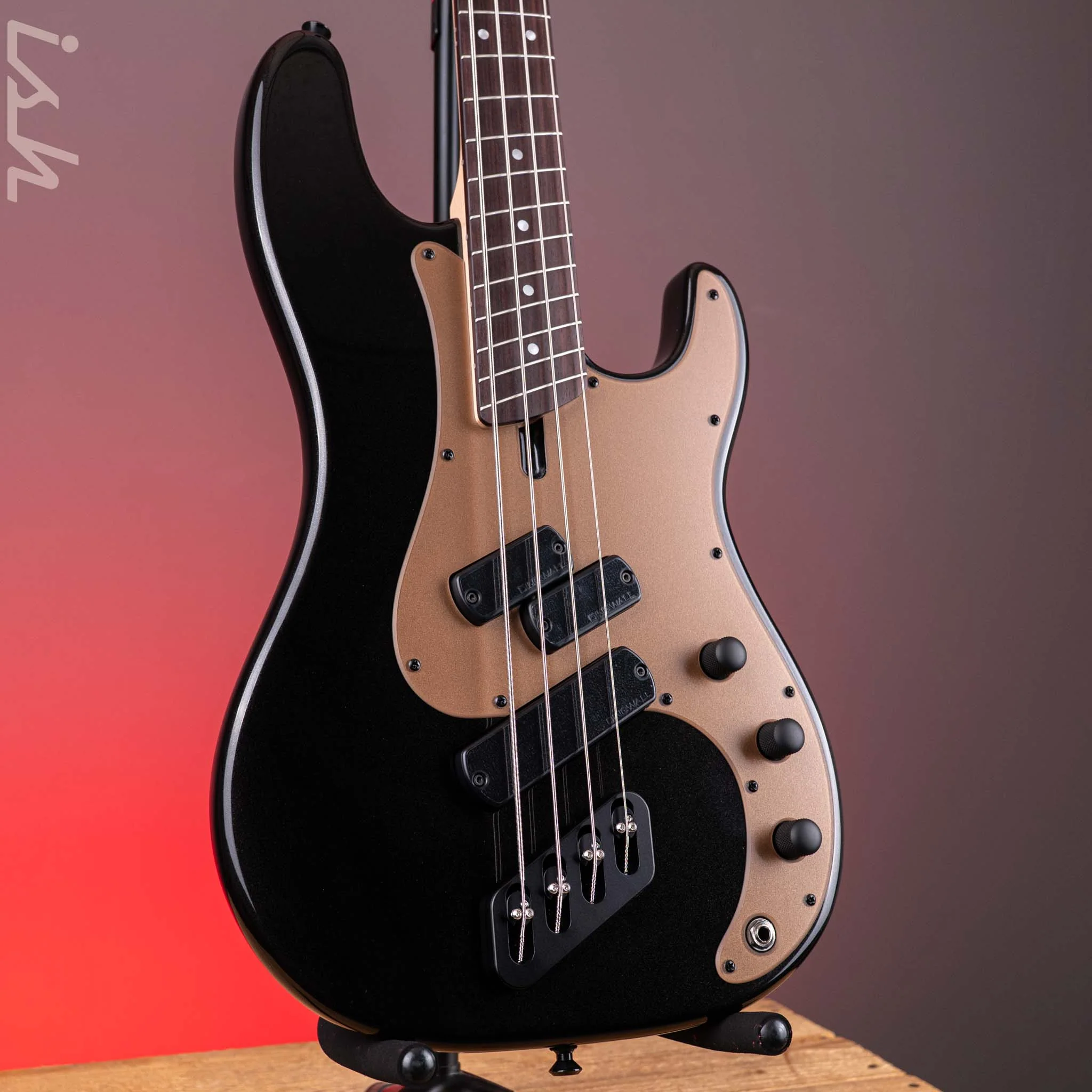 Dingwall SP1 4-String Bass Metallic Black