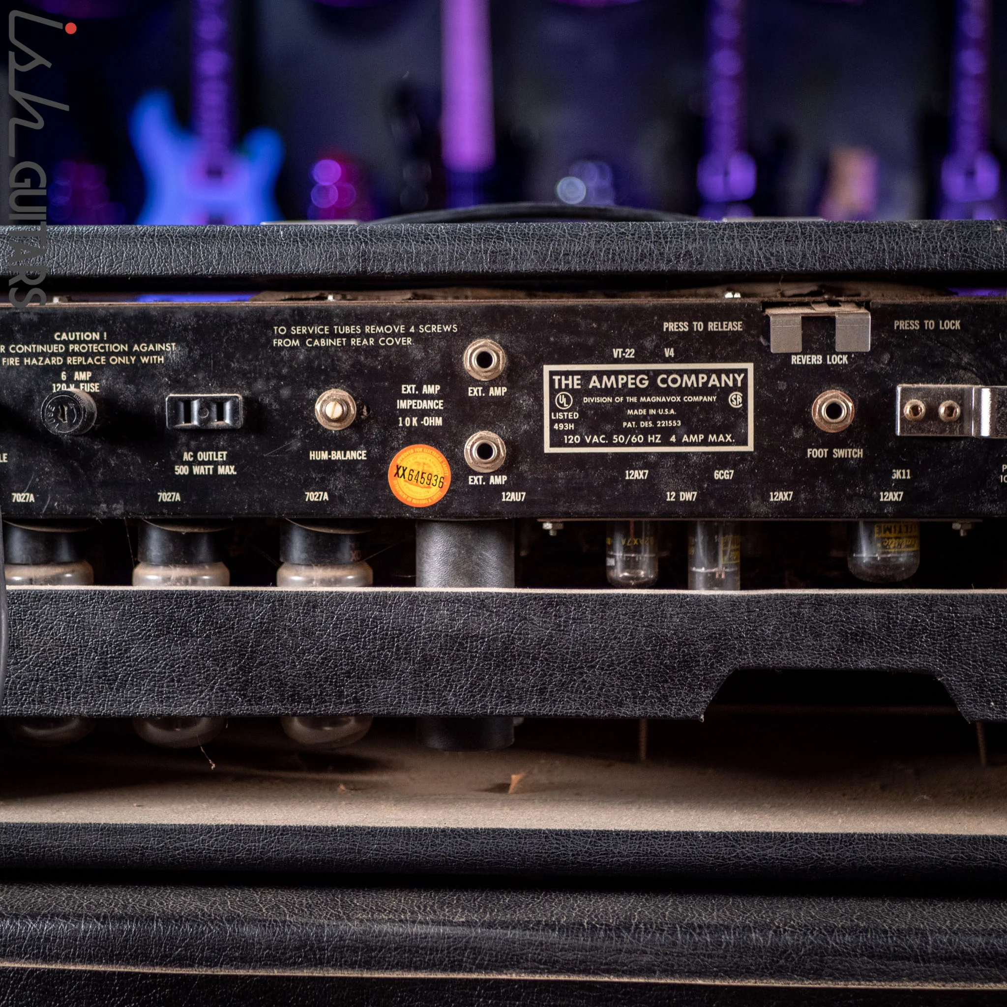 Early 1970s Ampeg V-4 Guitar/Bass Amplifier Head and Cabinet w/ Reverb - Image 12
