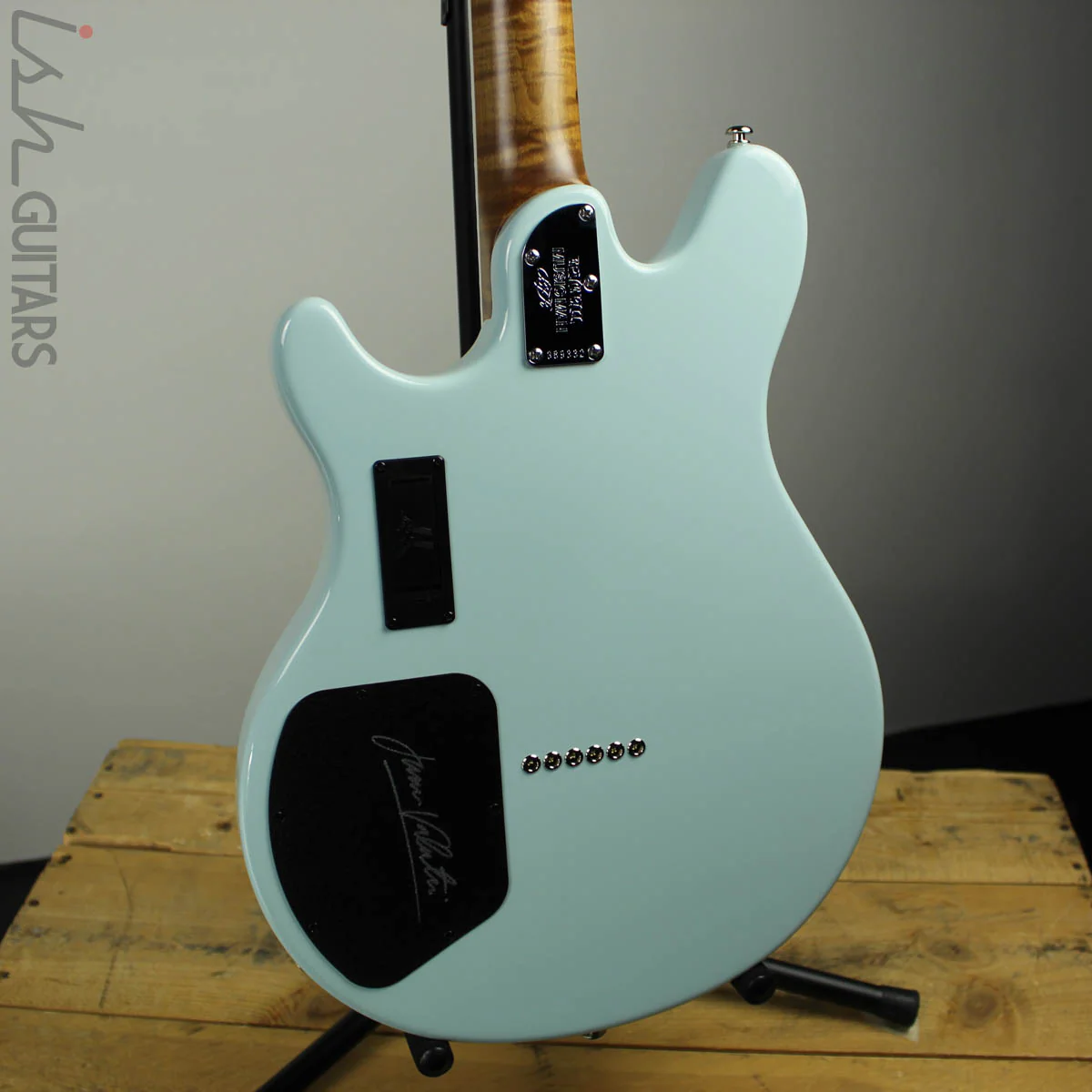 Ernie Ball Music Man BFR Valentine Baby Blue Limited Edition - Image 8