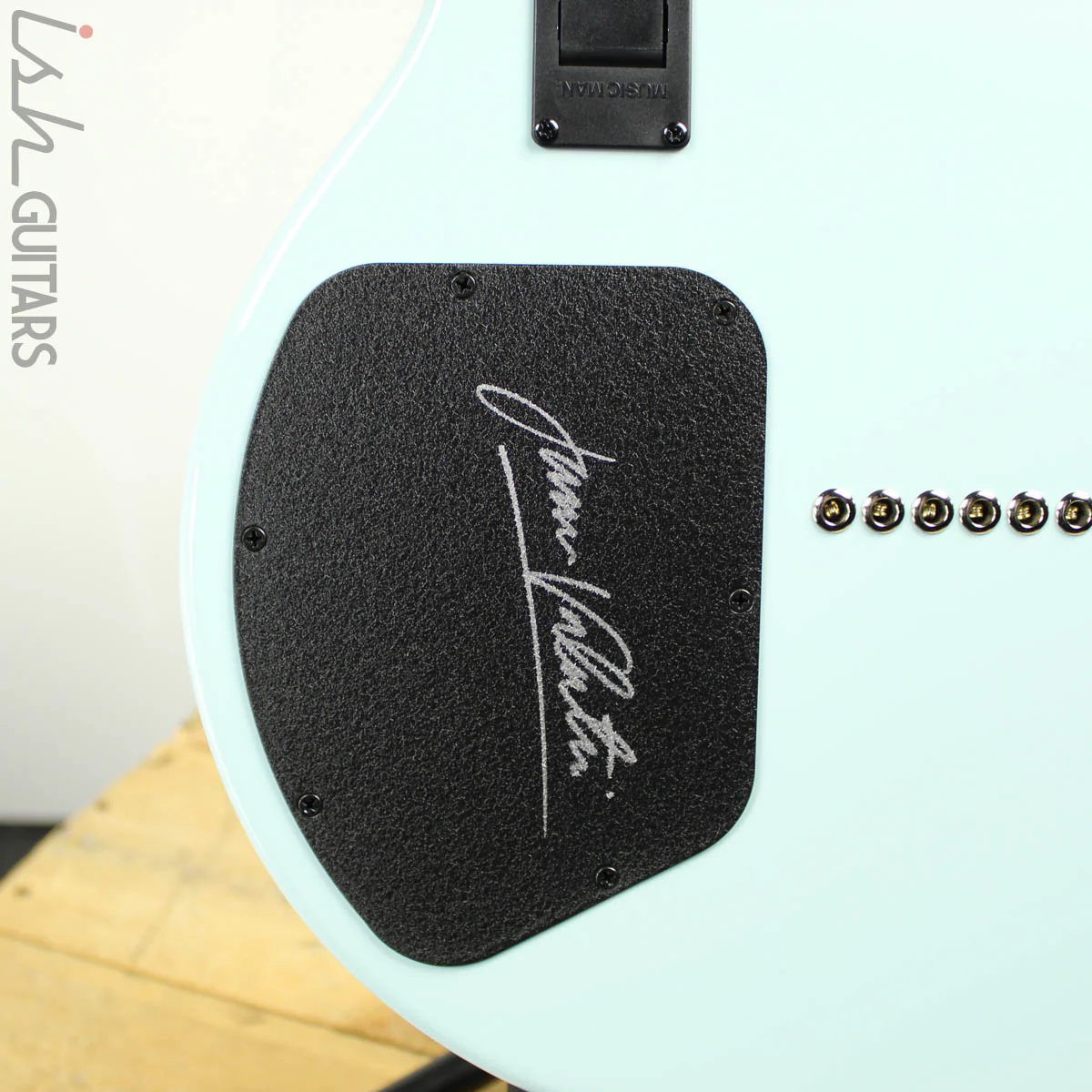 Ernie Ball Music Man BFR Valentine Baby Blue Limited Edition - Image 9