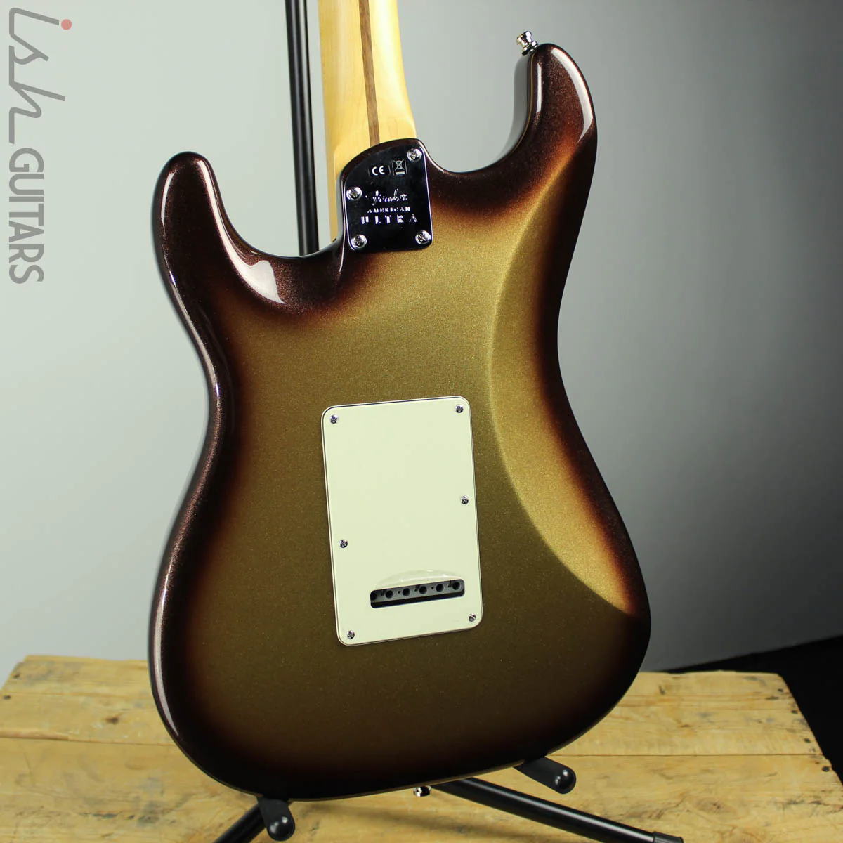 2019 Fender American Ultra Stratocaster Mocha Burst - Image 7