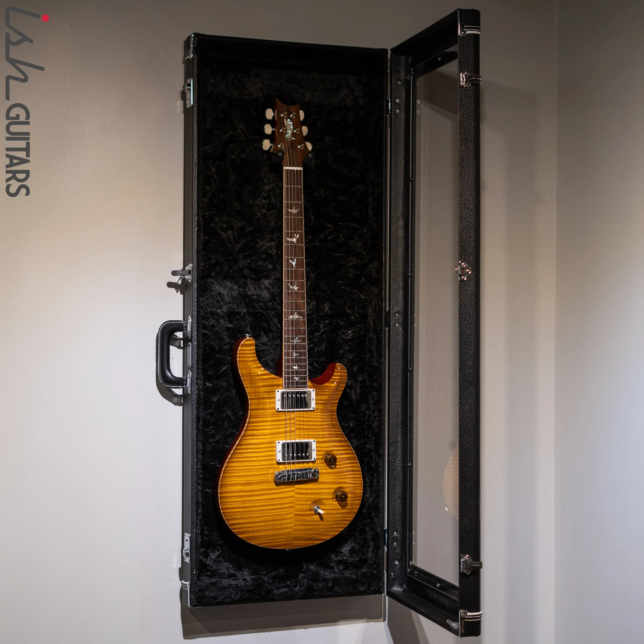 Fender Guitar Display Case Black - Image 2