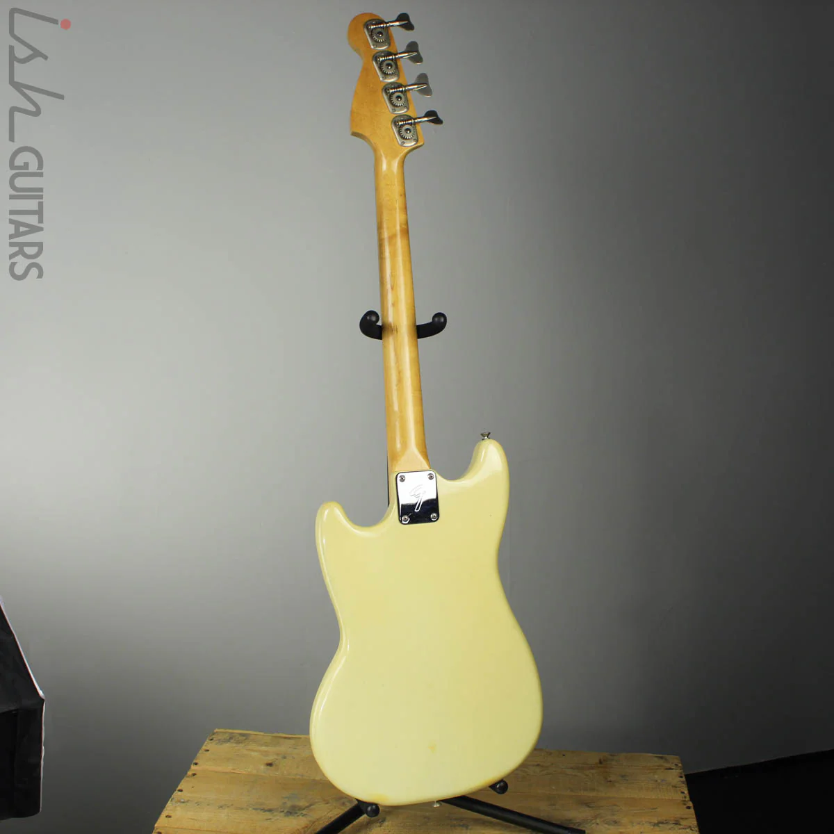 1976 Fender Musicmaster Bass Short Scale Olympic White w/OHSC - Image 7