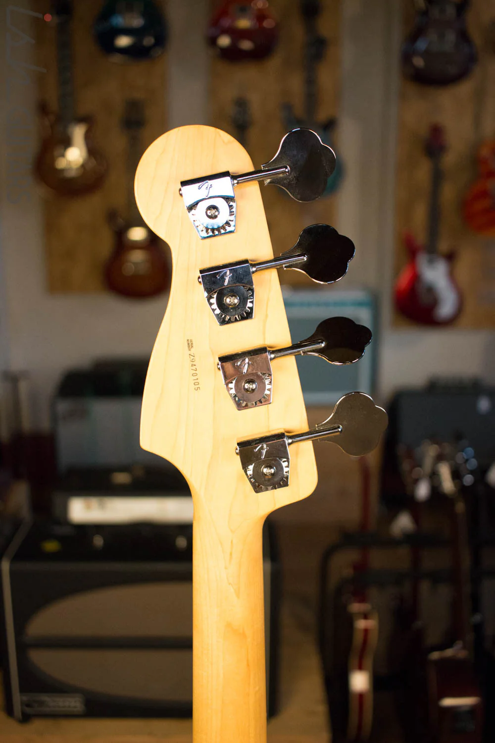 2010 Fender Precision Bass USA Sunburst - Image 7