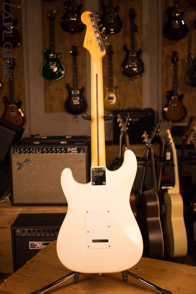 Fender Squire Classic Vibe 1957 Reissue Stratocaster Olympic White Gold Anodized Pickguard - Image 8
