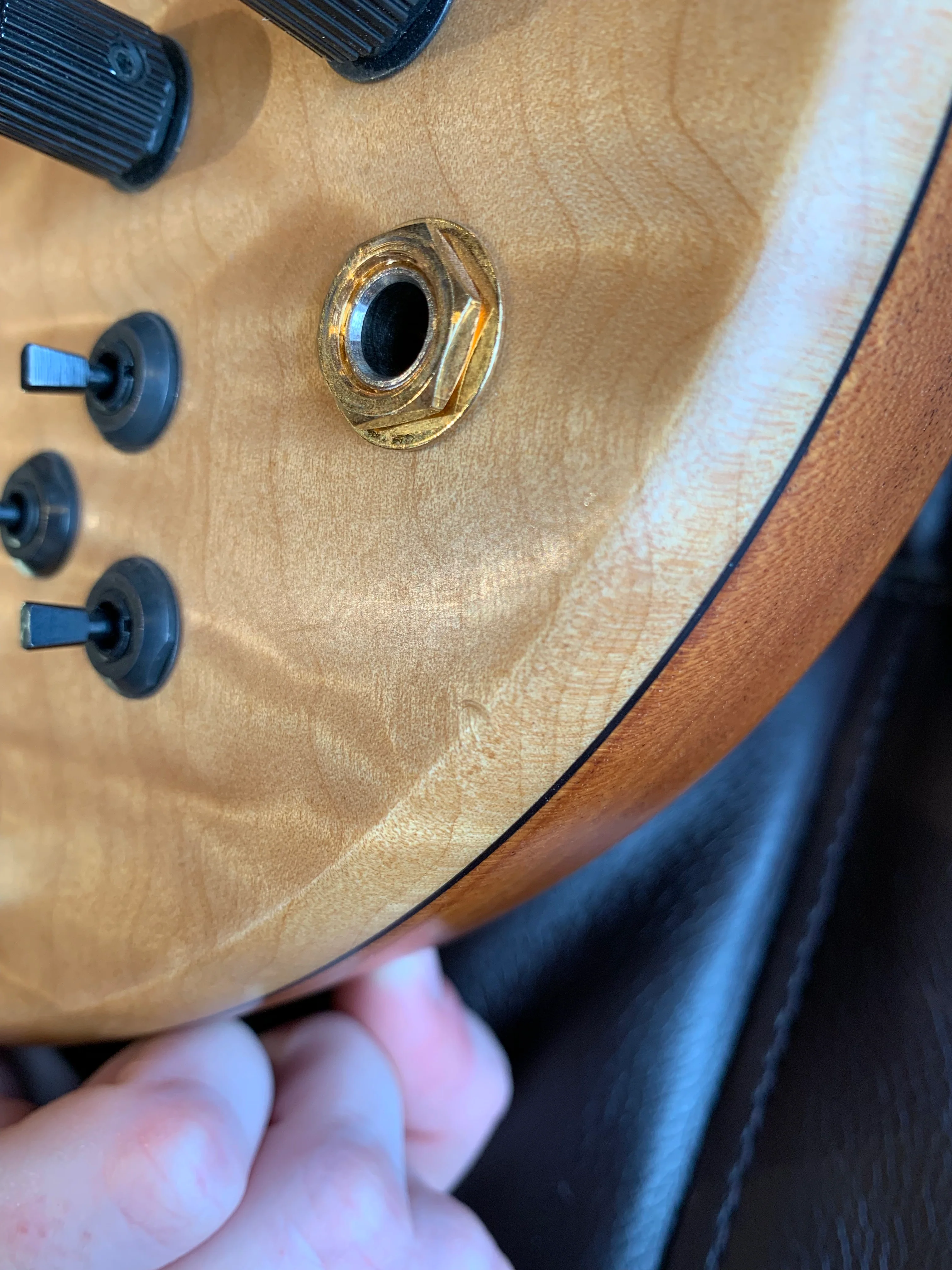 2018 Fodera 4 String Monarch 35th Anniversary MINT - Image 18