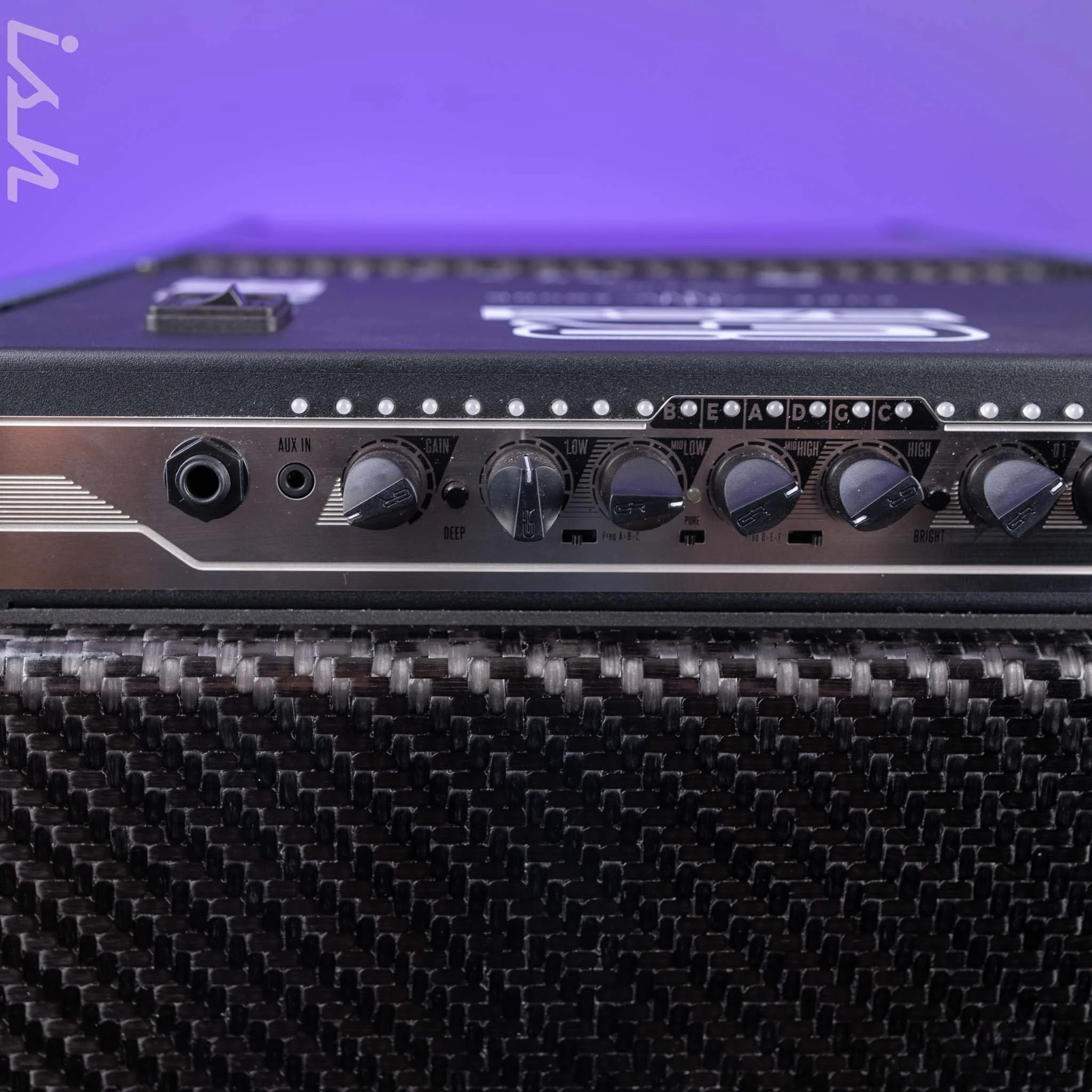 GR Audio AT 210V Bass Combo Amp Carbon Fiber 350W 2x10" 4 Ohm - Image 6