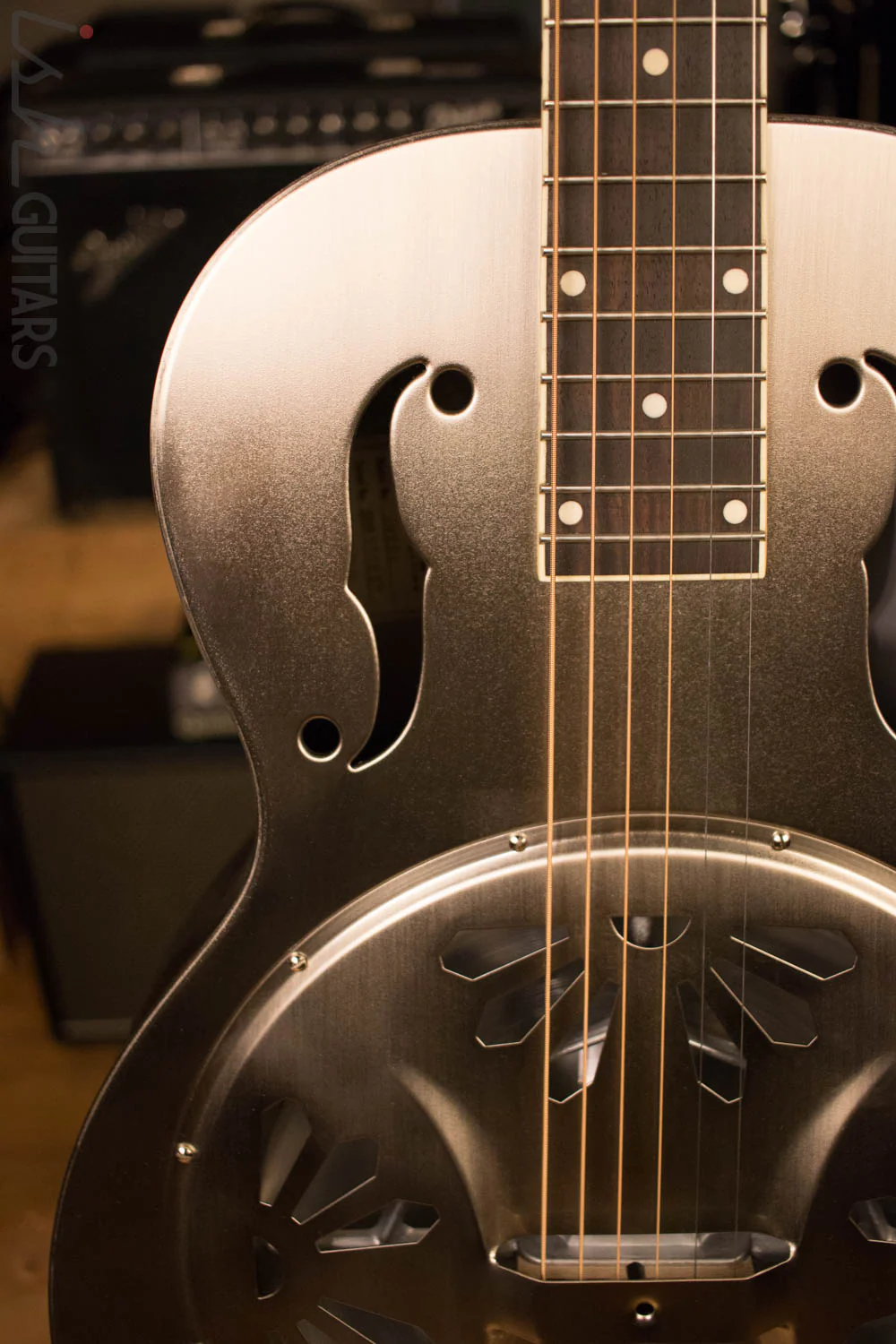 Gretsch Guitars G9221 Bobtail Steel Round-Neck Acoustic-Electric Guitar - Image 3