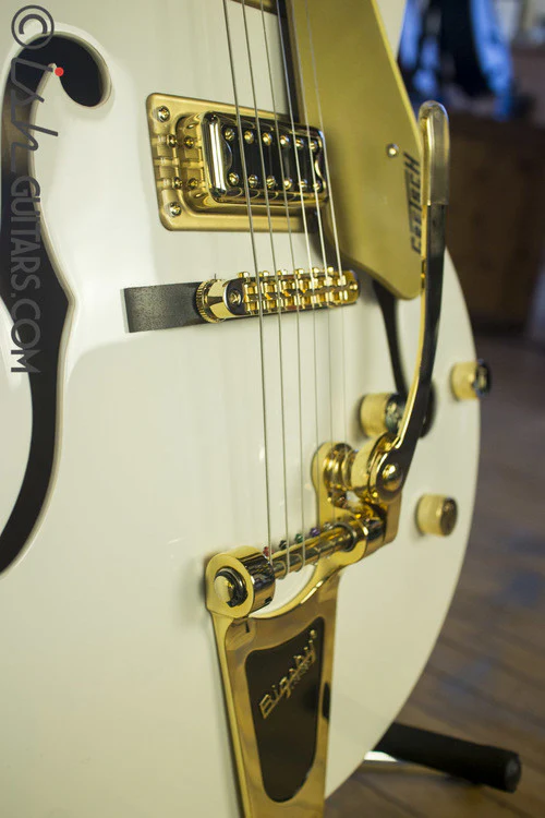 Gretsch G5422TDCG Electromatic Snow Crest White with Bigsby - Image 5