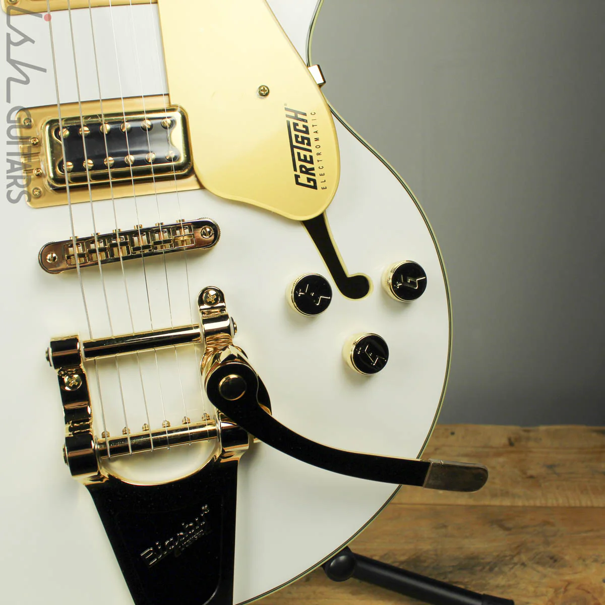 Gretsch G5655TG Limited Edition Electromatic Gold Hardware Snow Crest White - Image 3