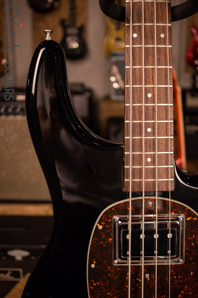 Guild 1983 SB202 Bass with Hammond Dark Star Pickups USA Made - Image 3