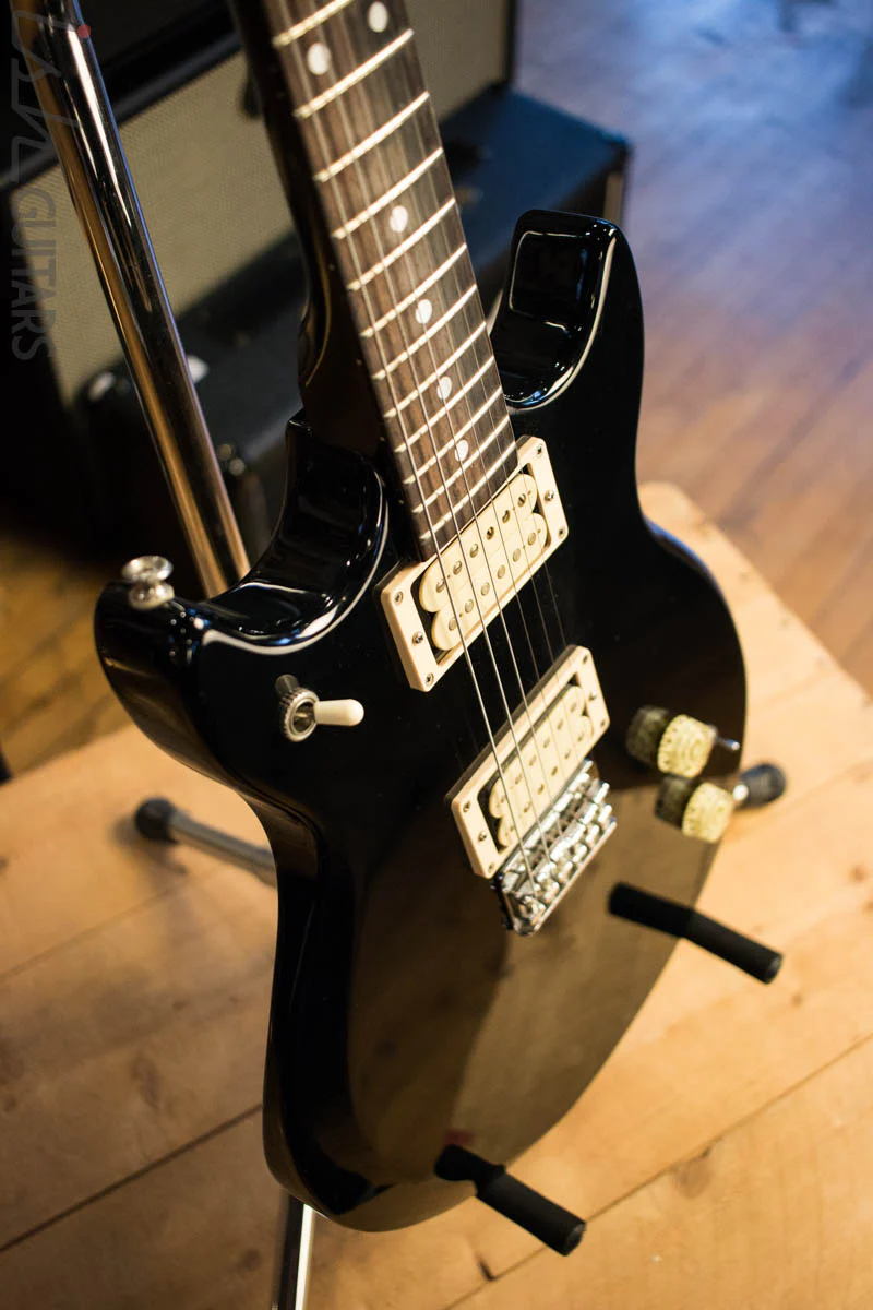 Hondo II Professional Double Cutaway Black - Image 9