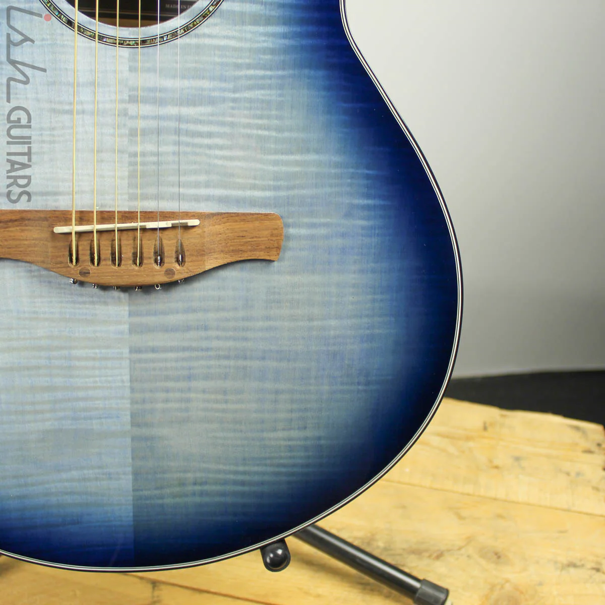 Ibanez AEWC400 Indigo Blue Burst Acoustic Electric - Image 3