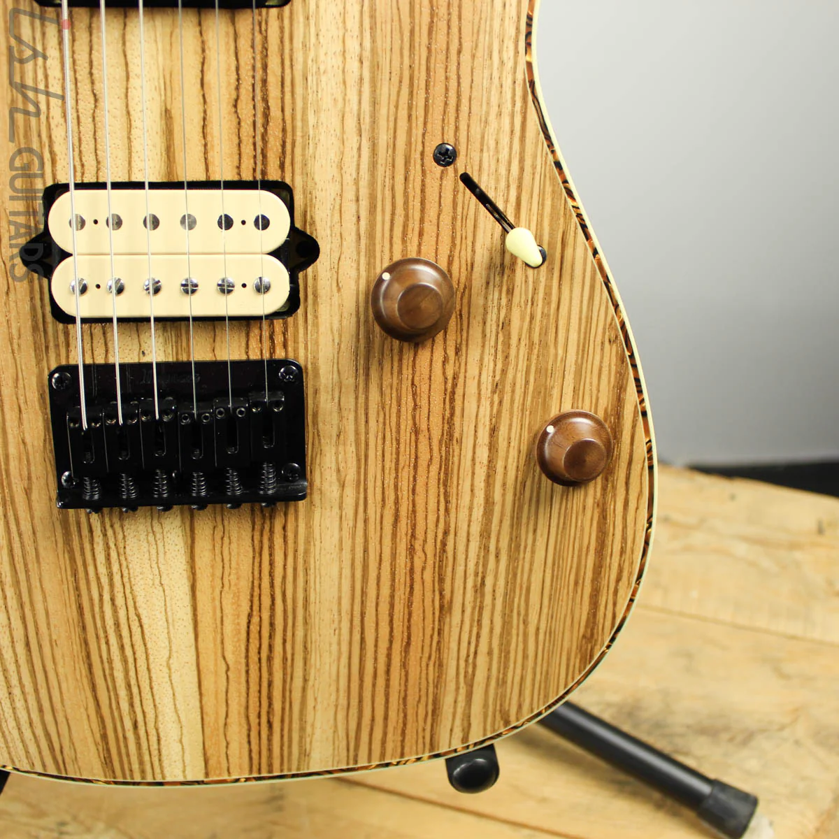 Ibanez Exotic RGEW521M Zebrawood Natural Flat B-STOCK - Image 4