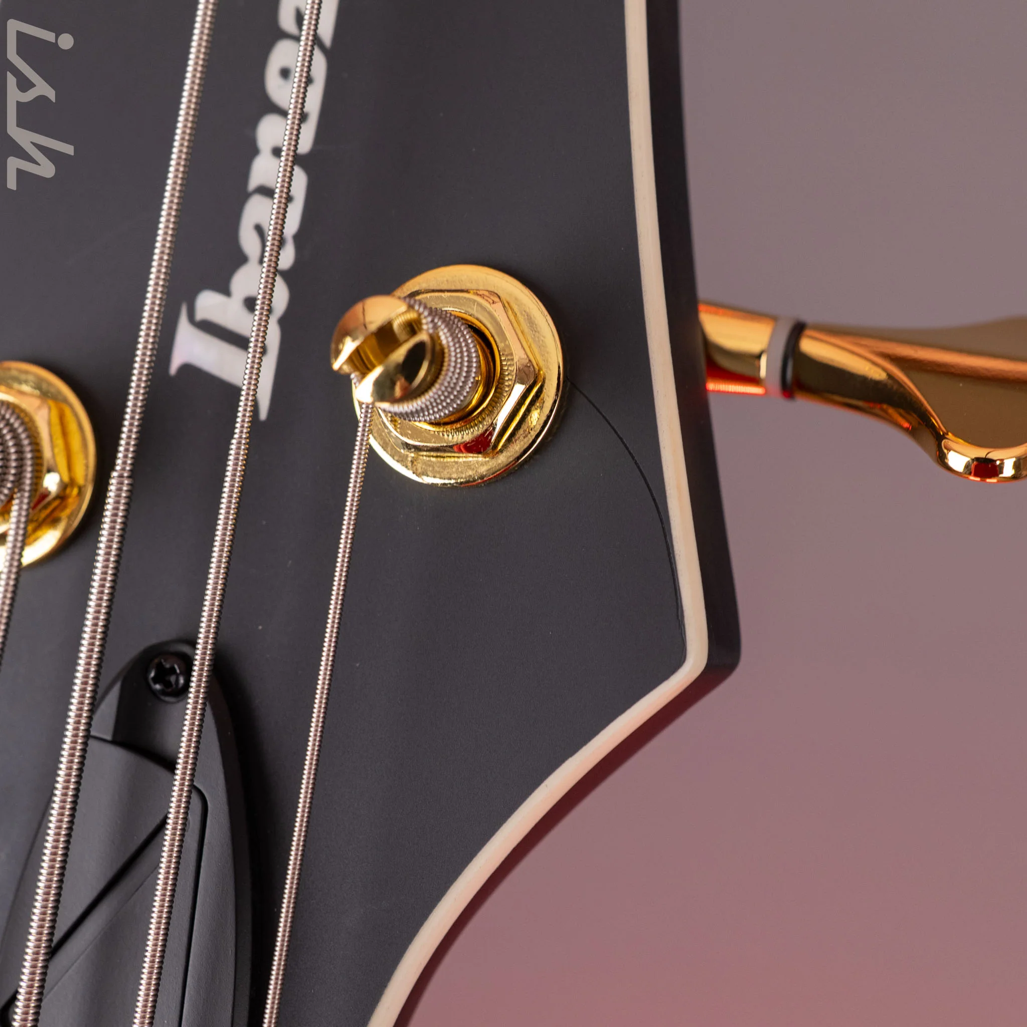 Ibanez ICB620 Iceman 4-String Bass Black Flat - Image 8