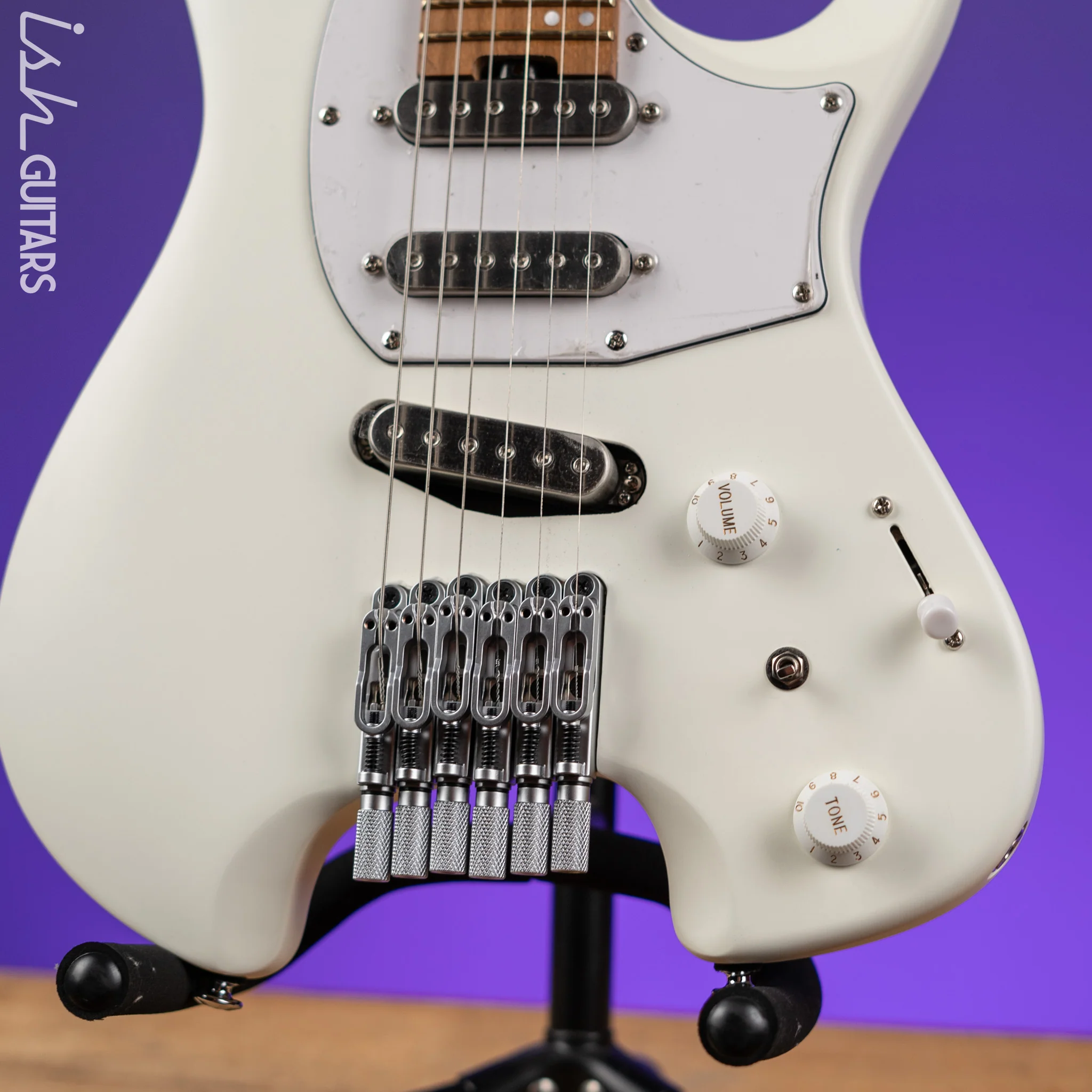 Ibanez Ichika Nito Signature ICHI10 Electric Guitar Vintage White Matte - Image 4